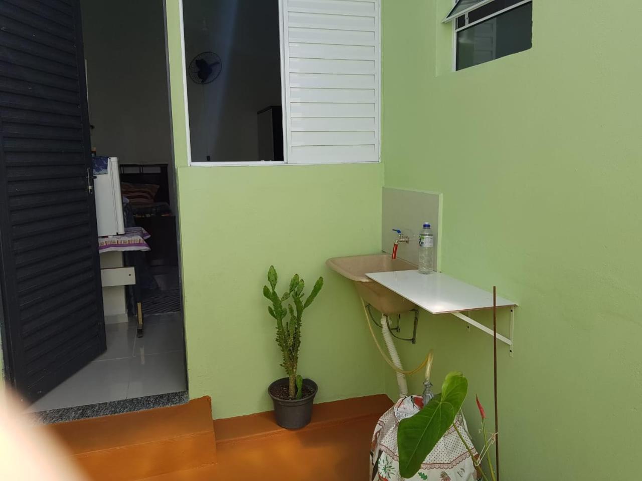 One-Bedroom House photo 2