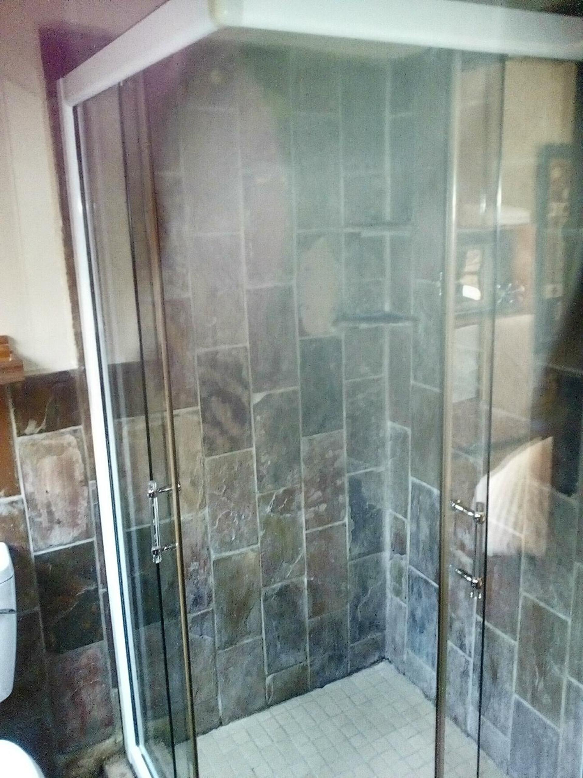 Basic Triple Room photo 2