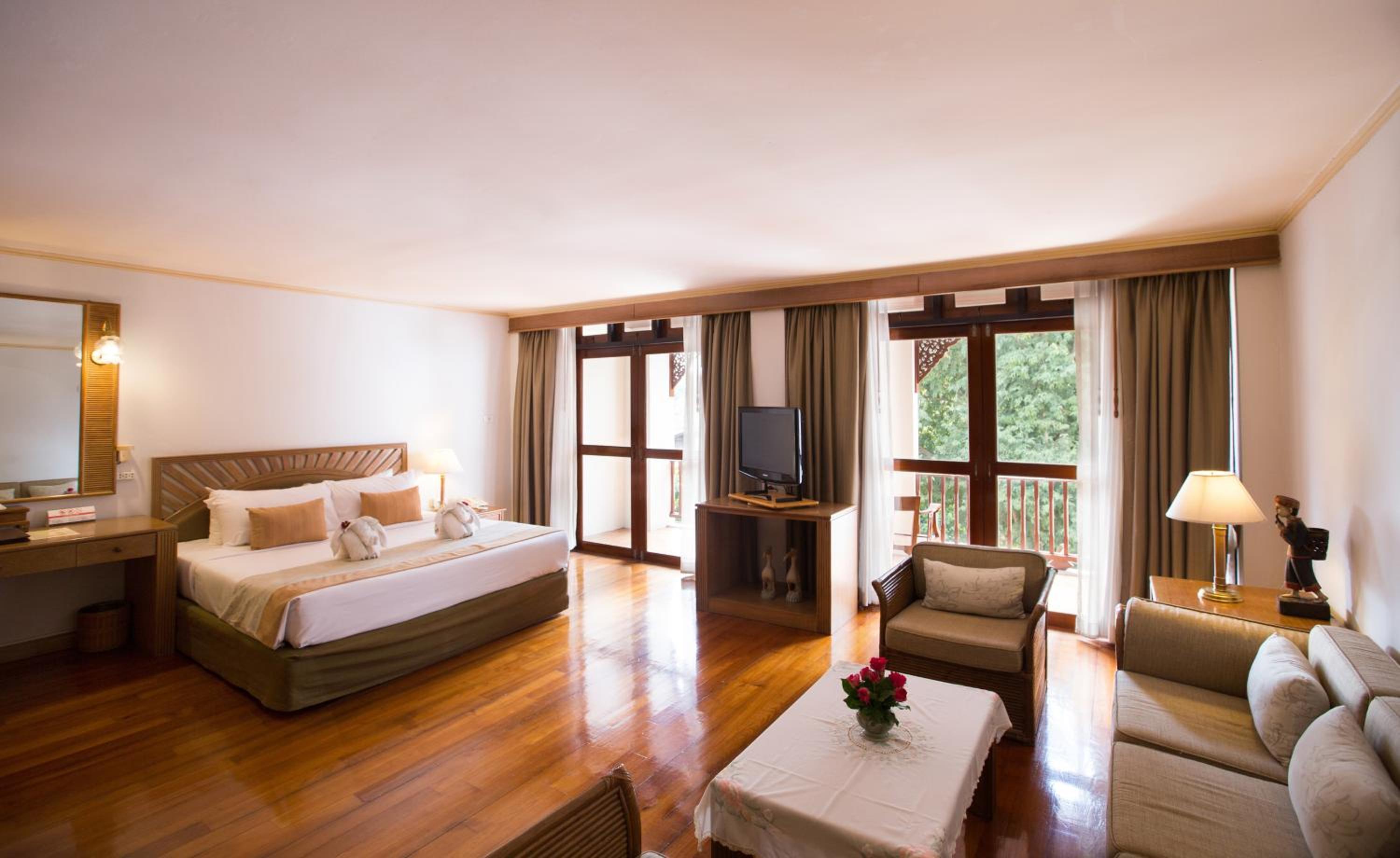 Junior Suite - Photo 1