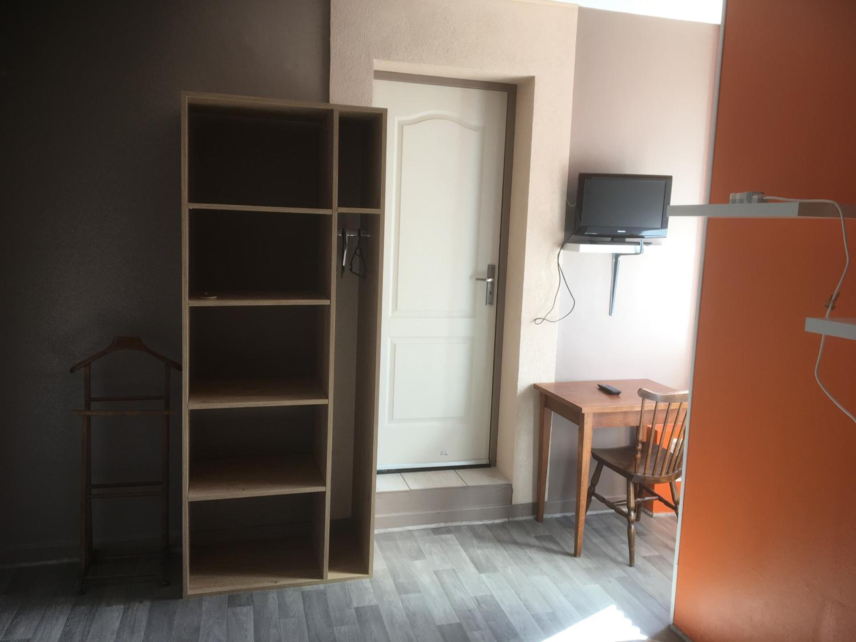 One-Bedroom Apartment (2 Adults) twin beds