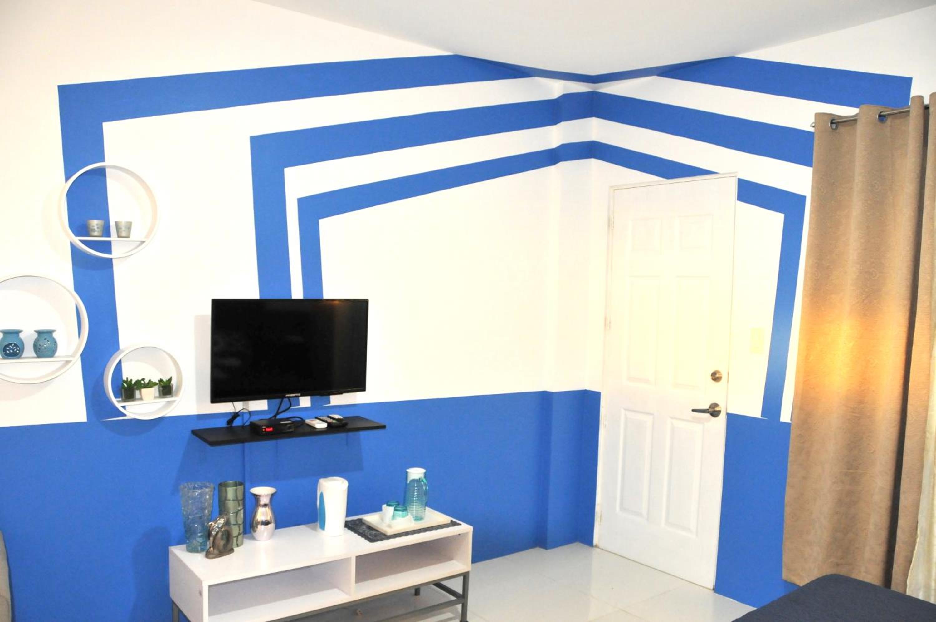 Deluxe Family Room - Photo 7
