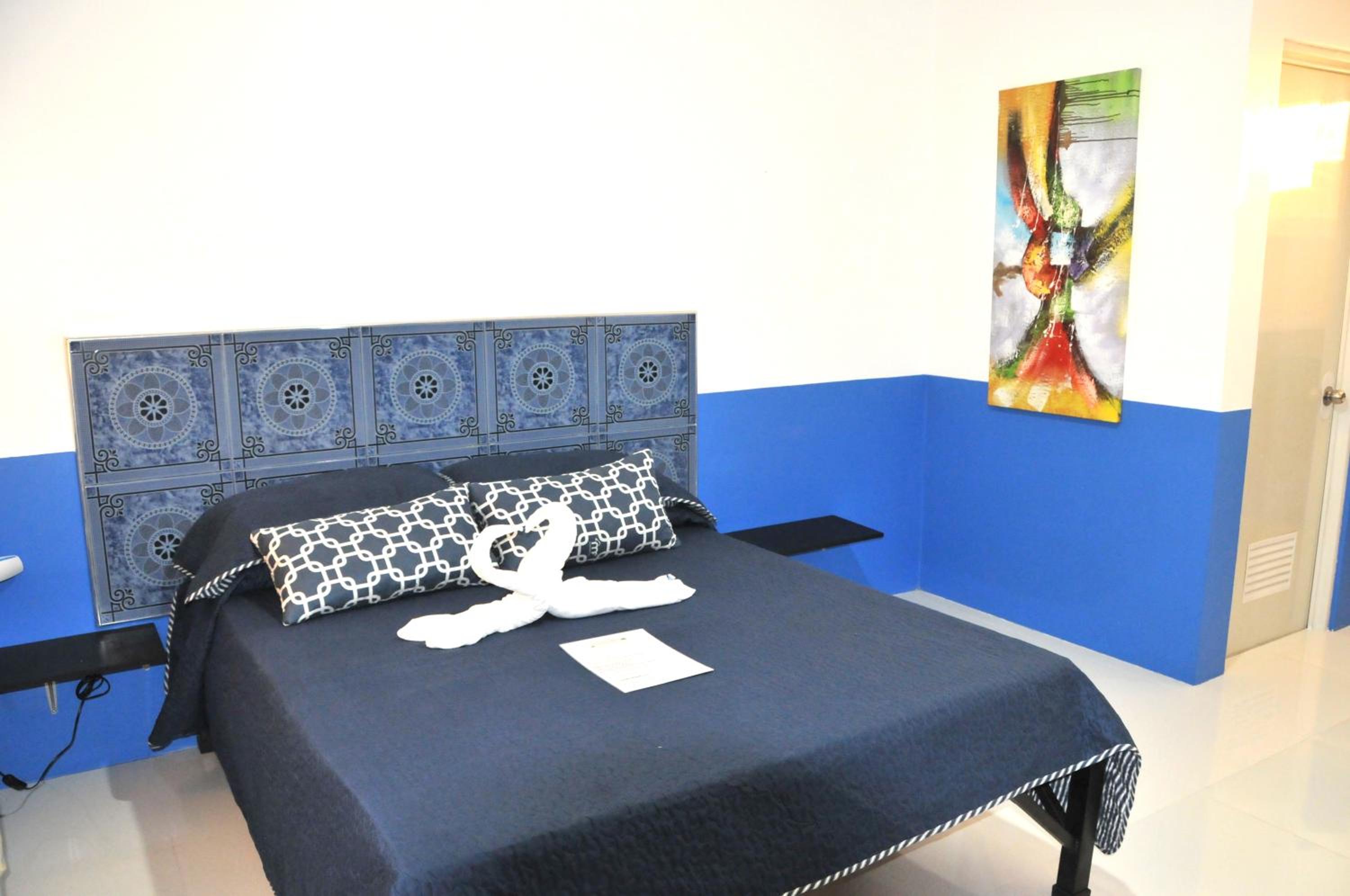 Deluxe Family Room - Photo 8