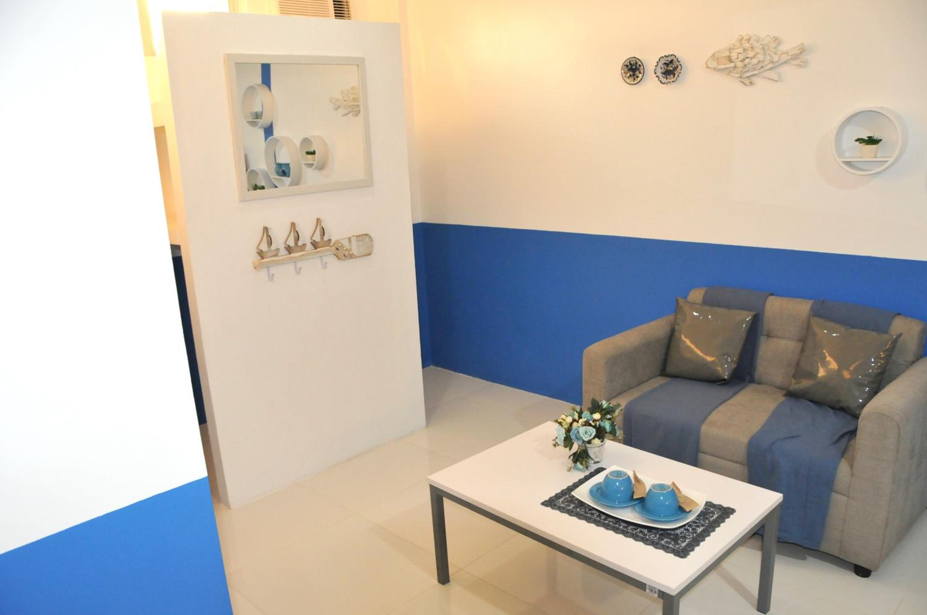 Deluxe Family Room - Photo 10