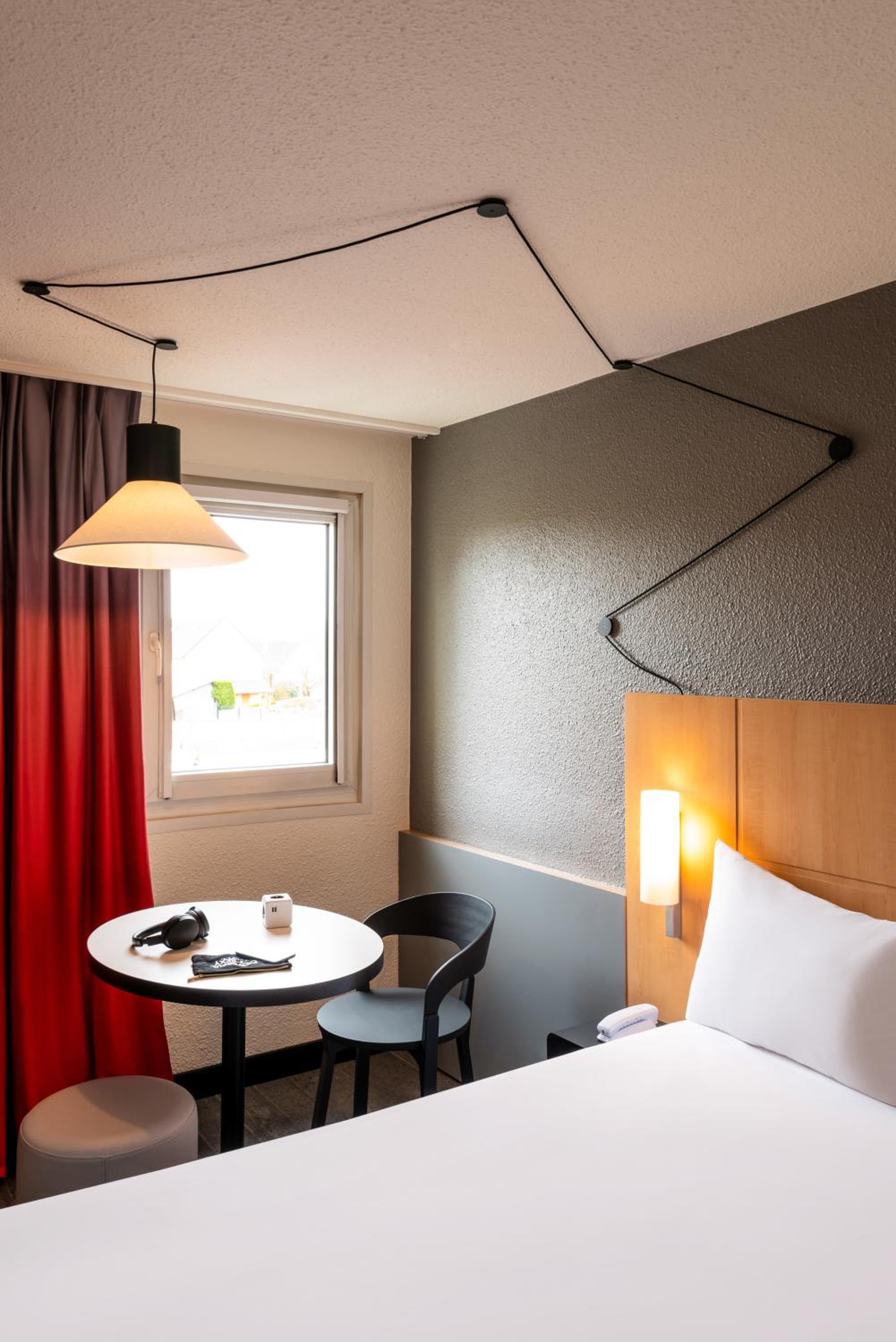 2 Adjoining Double Rooms - Photo 4