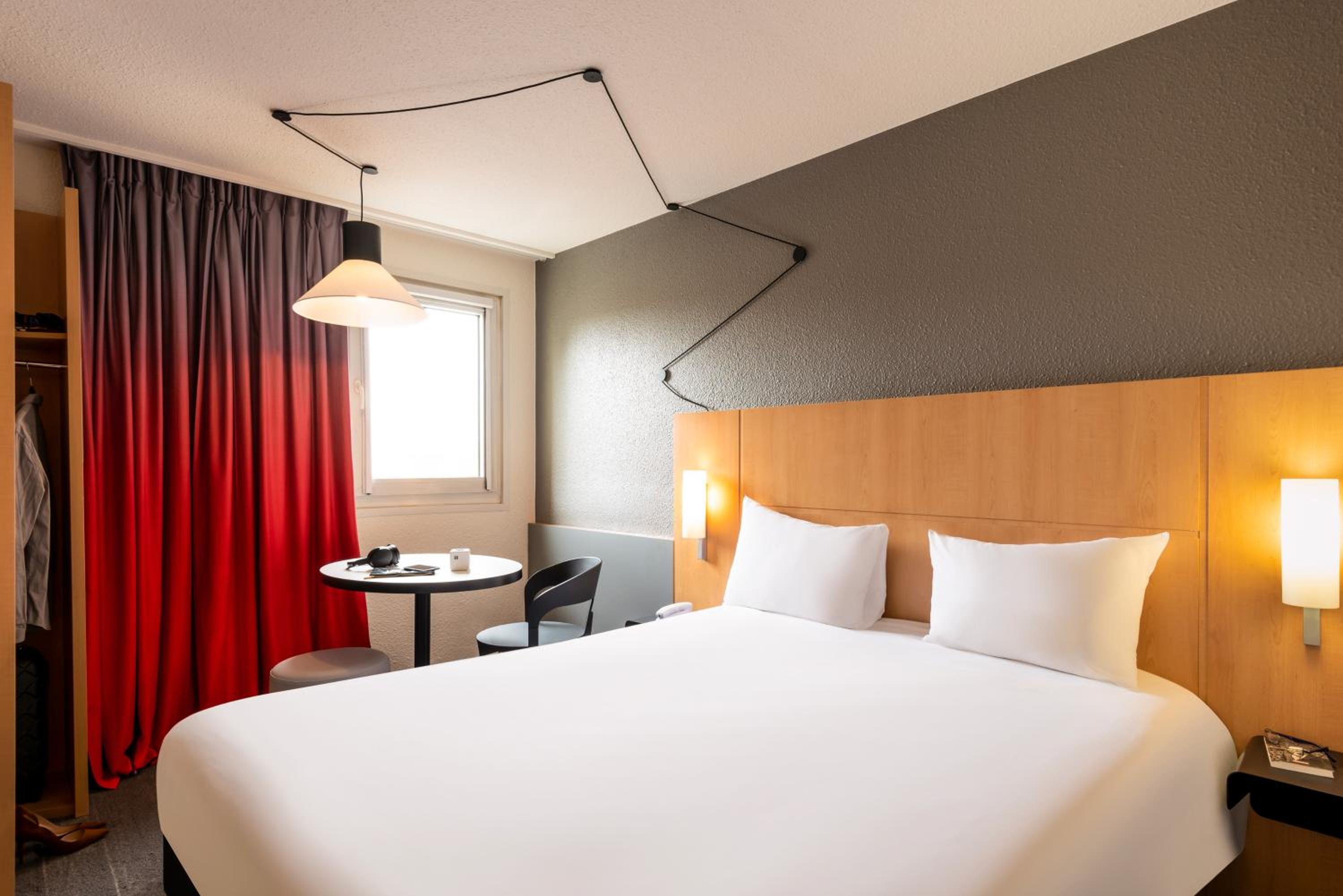 Standard Double Room - Photo 4