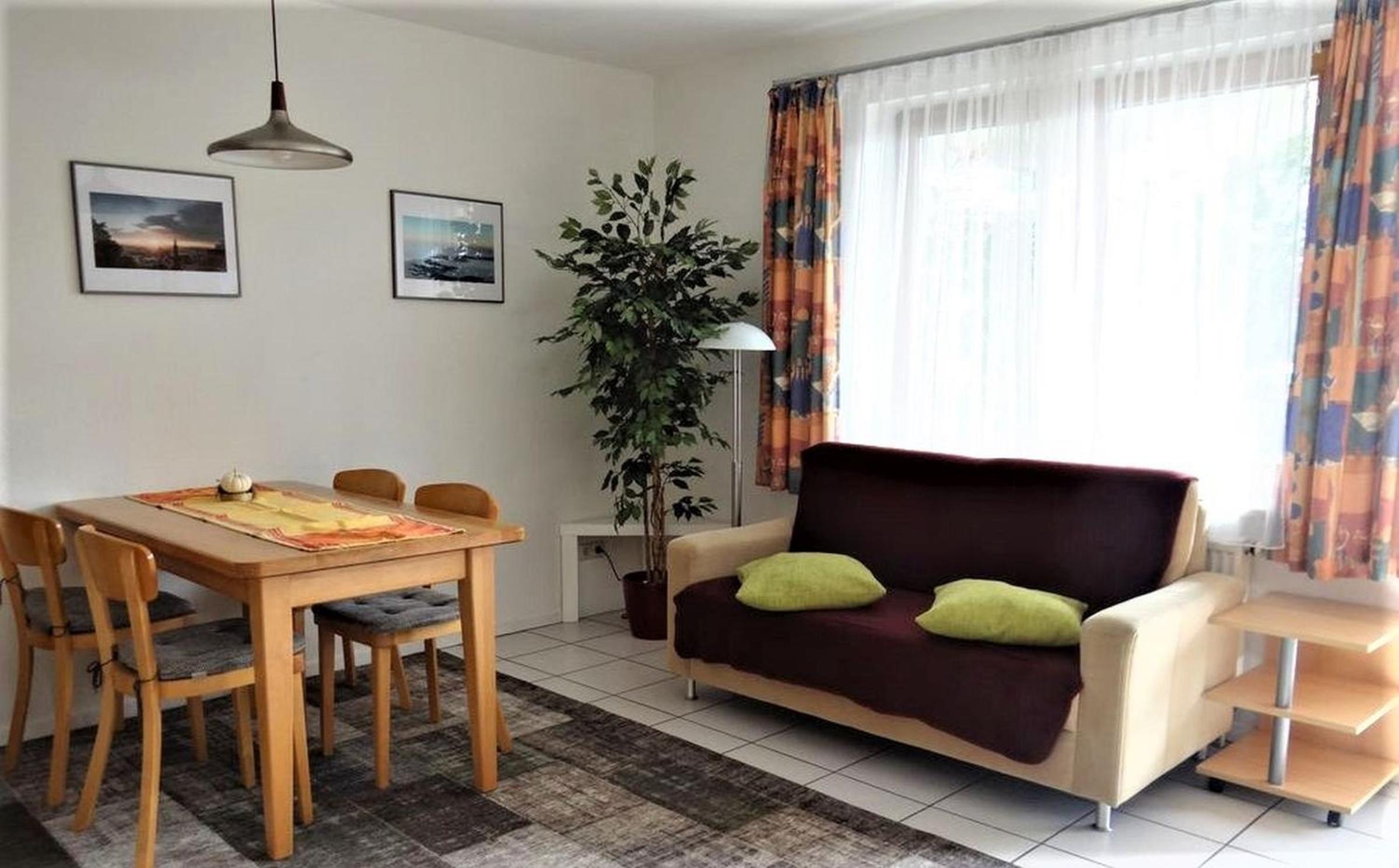 Two-Bedroom Deluxe Apartment with Garden View photo 3