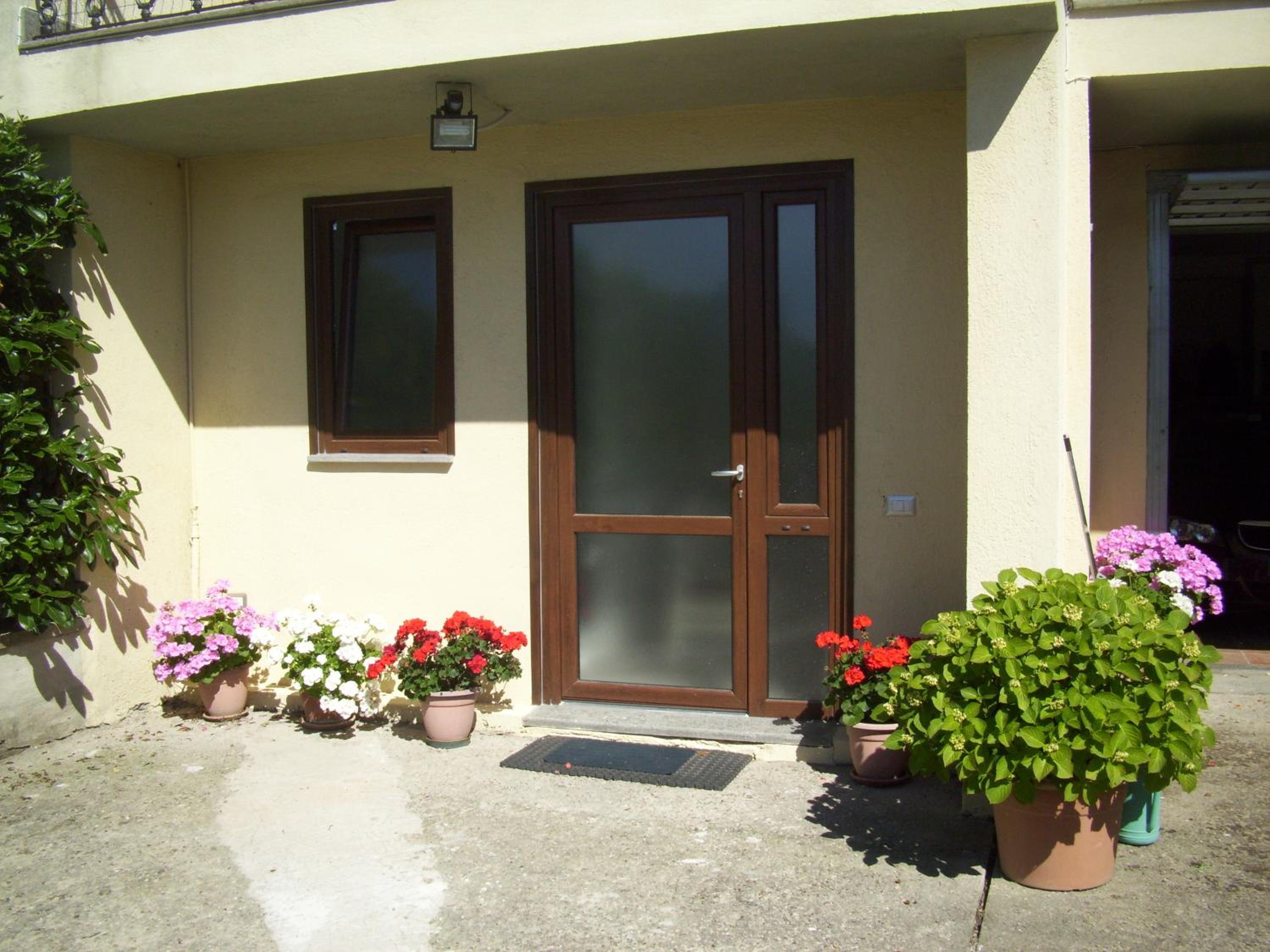 Apartment with Garden View - Photo 8