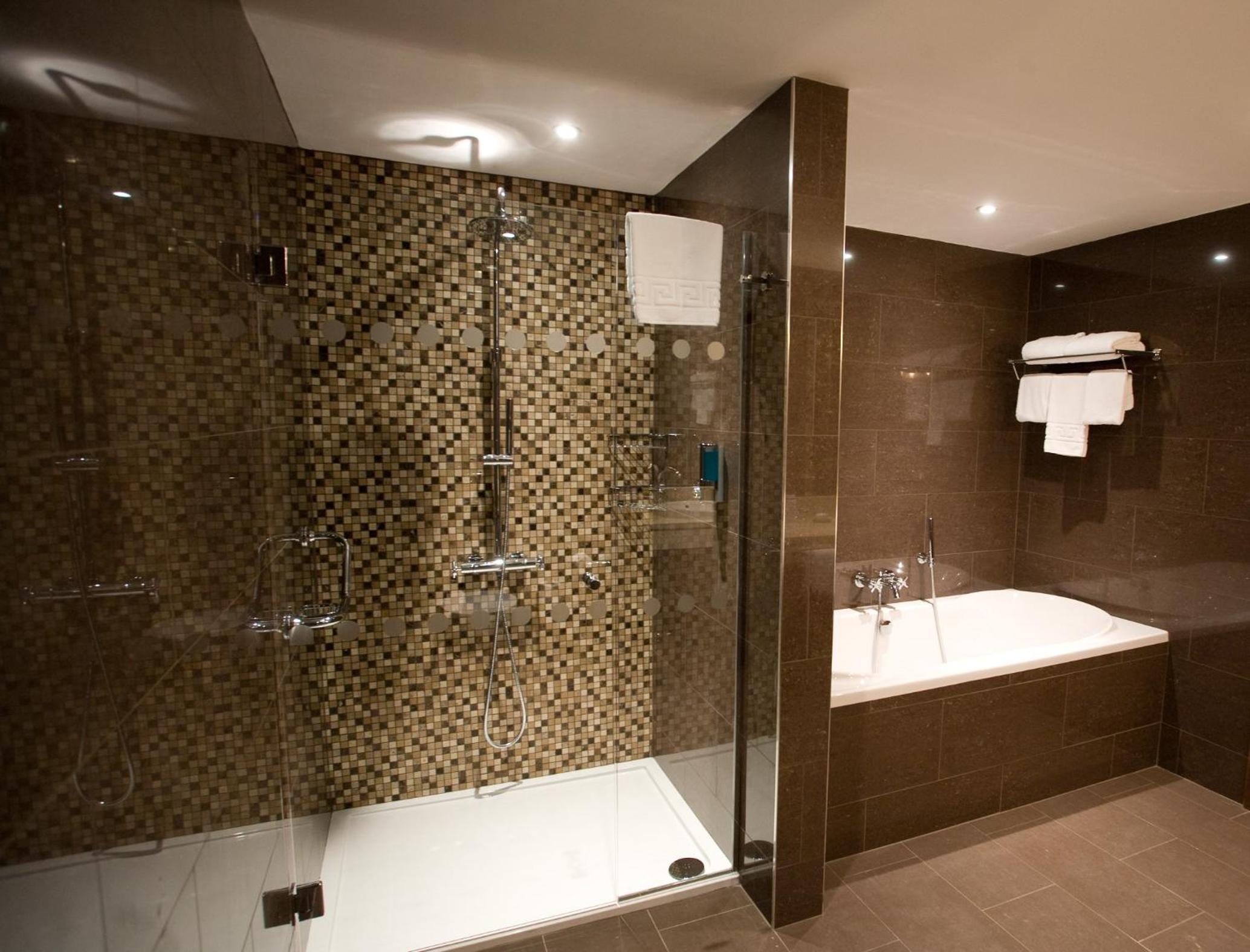King Suite - Photo 4