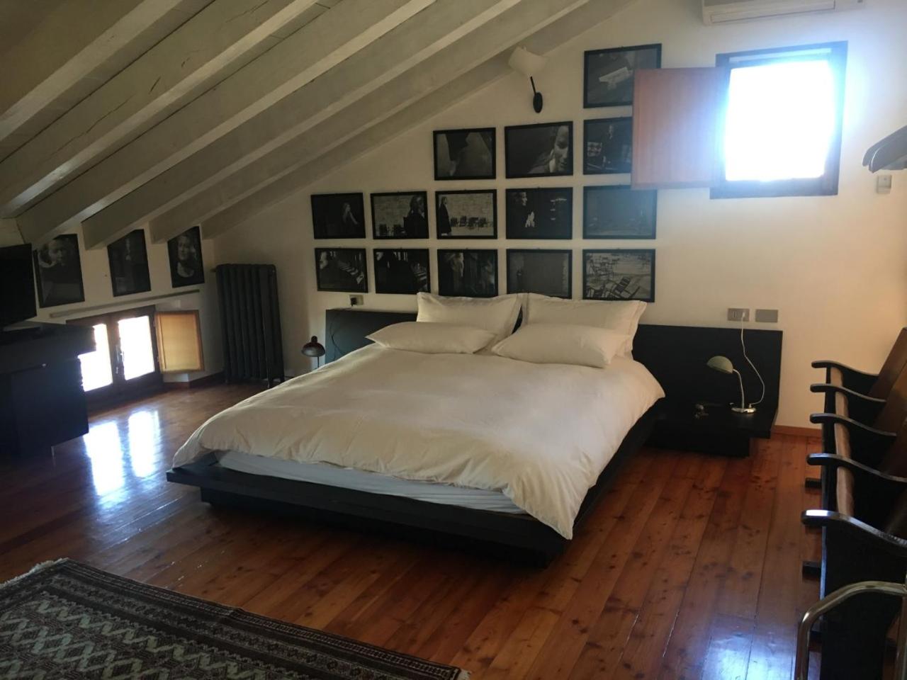 Double Room - Photo 2
