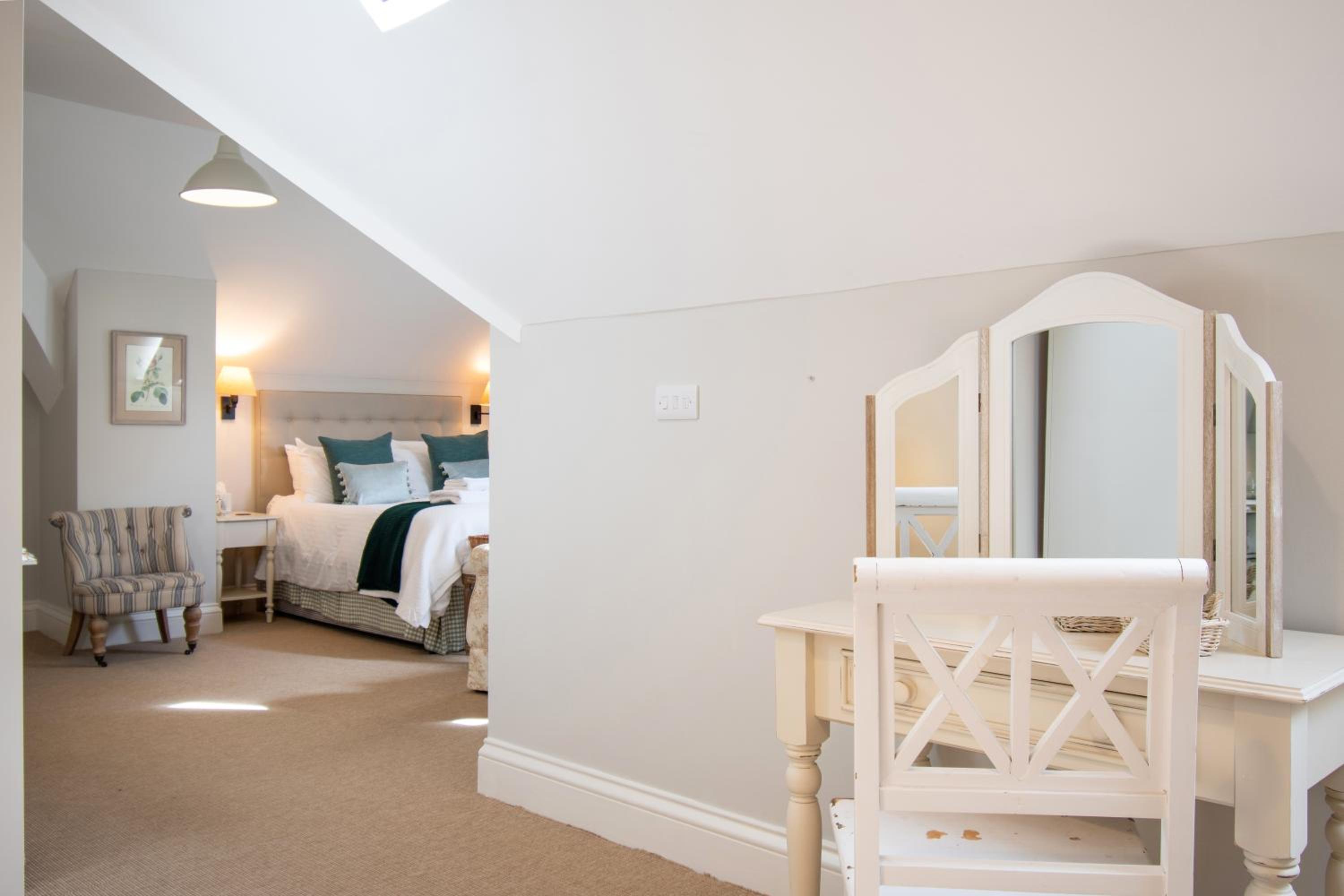 Superior King Room photo 2