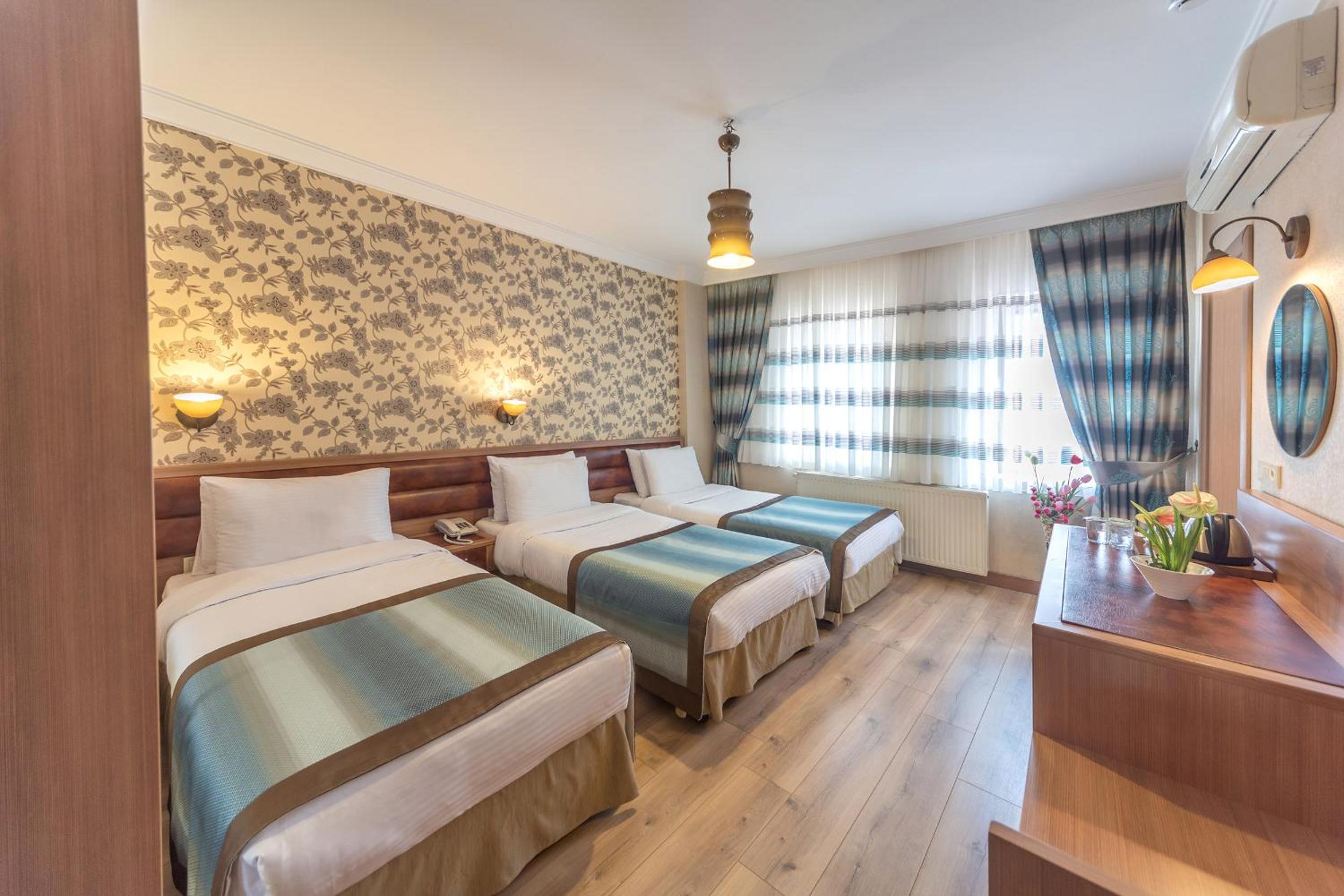 Triple Room photo 2