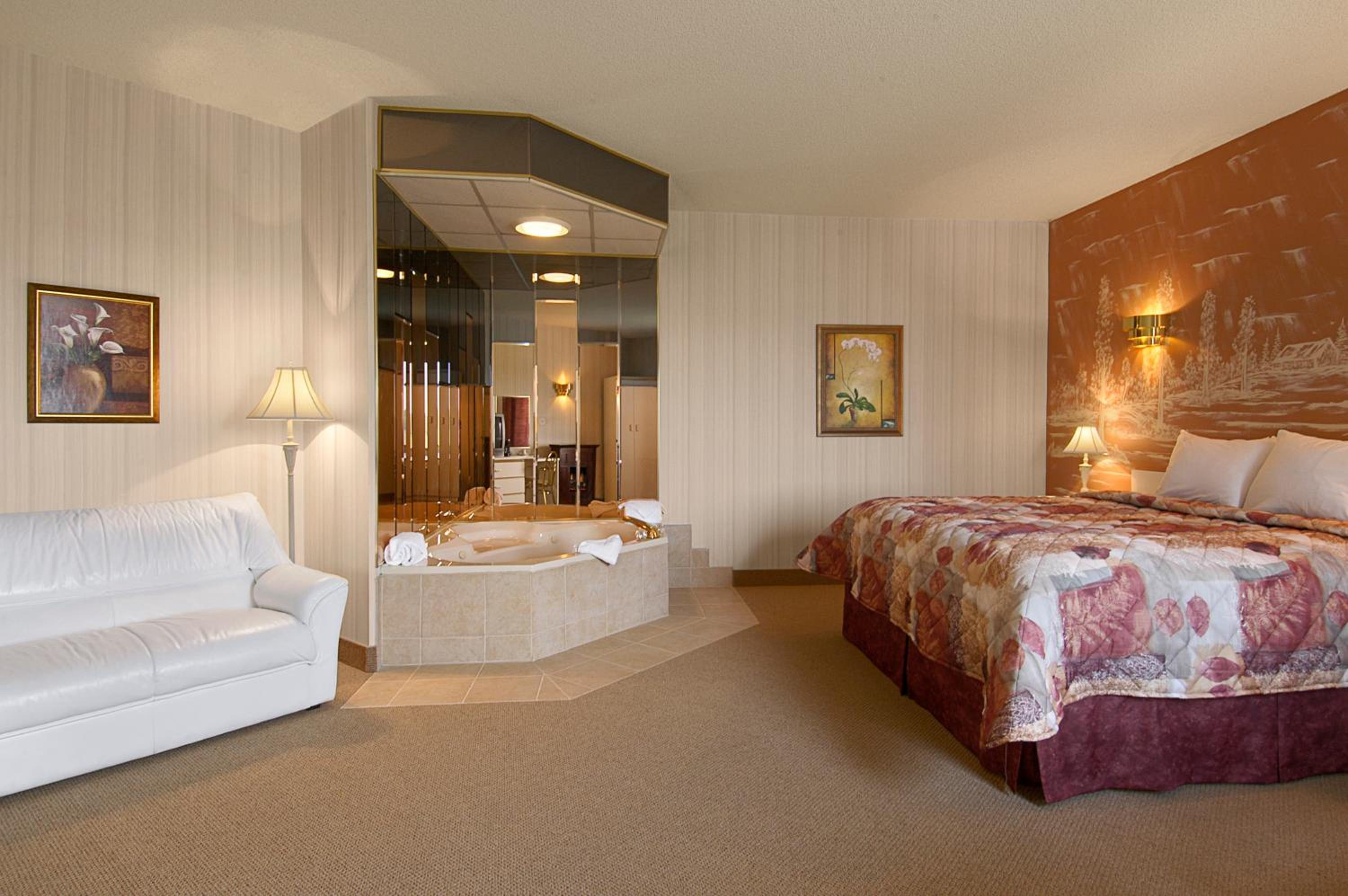 King Studio Suite - Non-Smoking - Photo 8