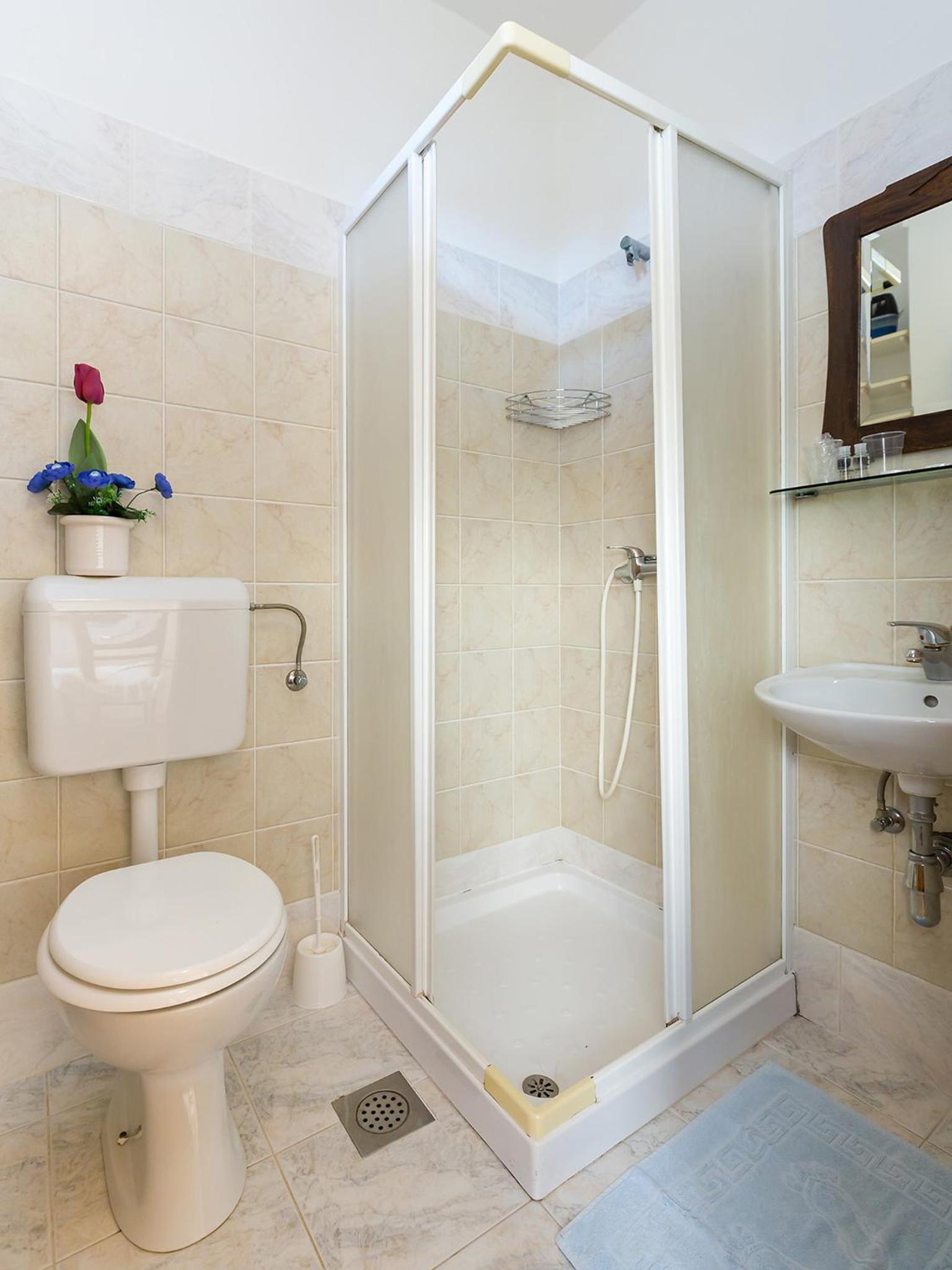 One-Bedroom Apartment (2 Adults)