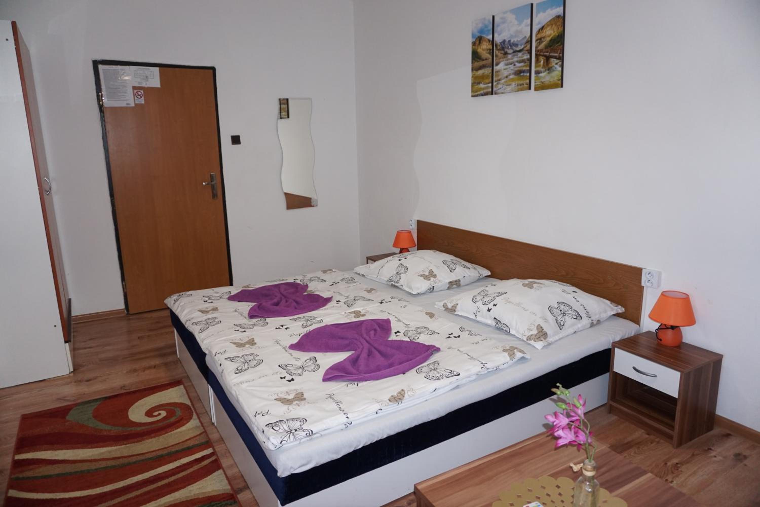 Double Room with Extra Bed - Photo 11