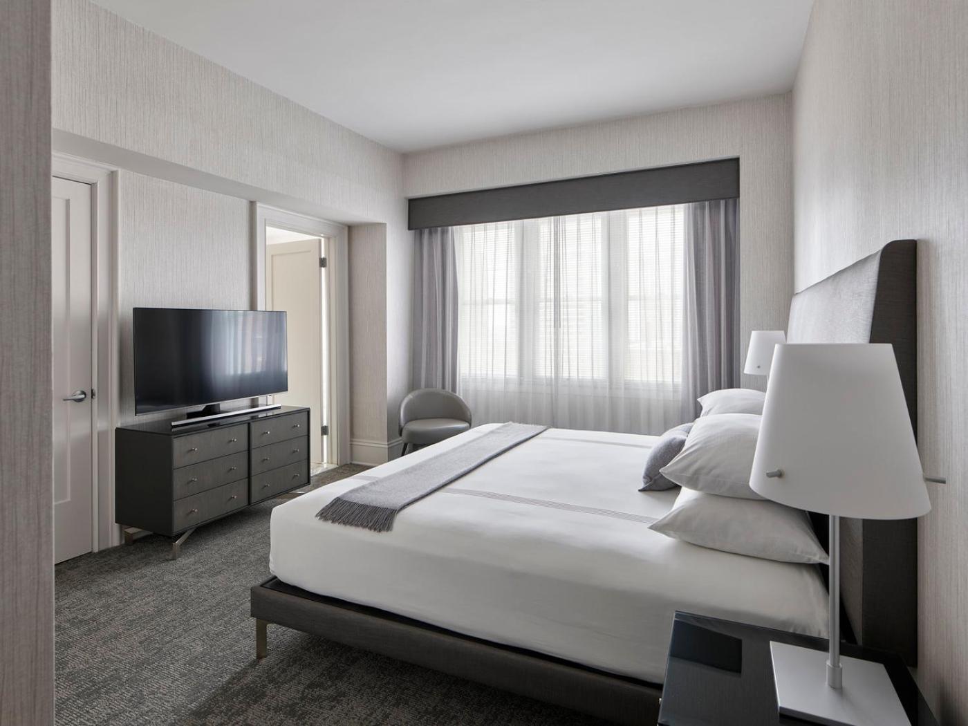 Platinum Two Bedroom Suite