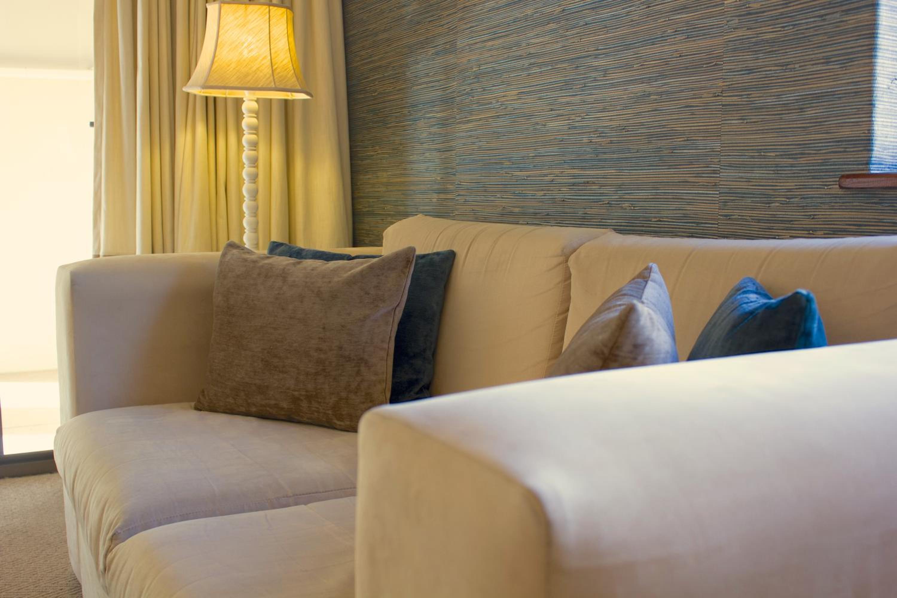 Suite with Balcony - Photo 2