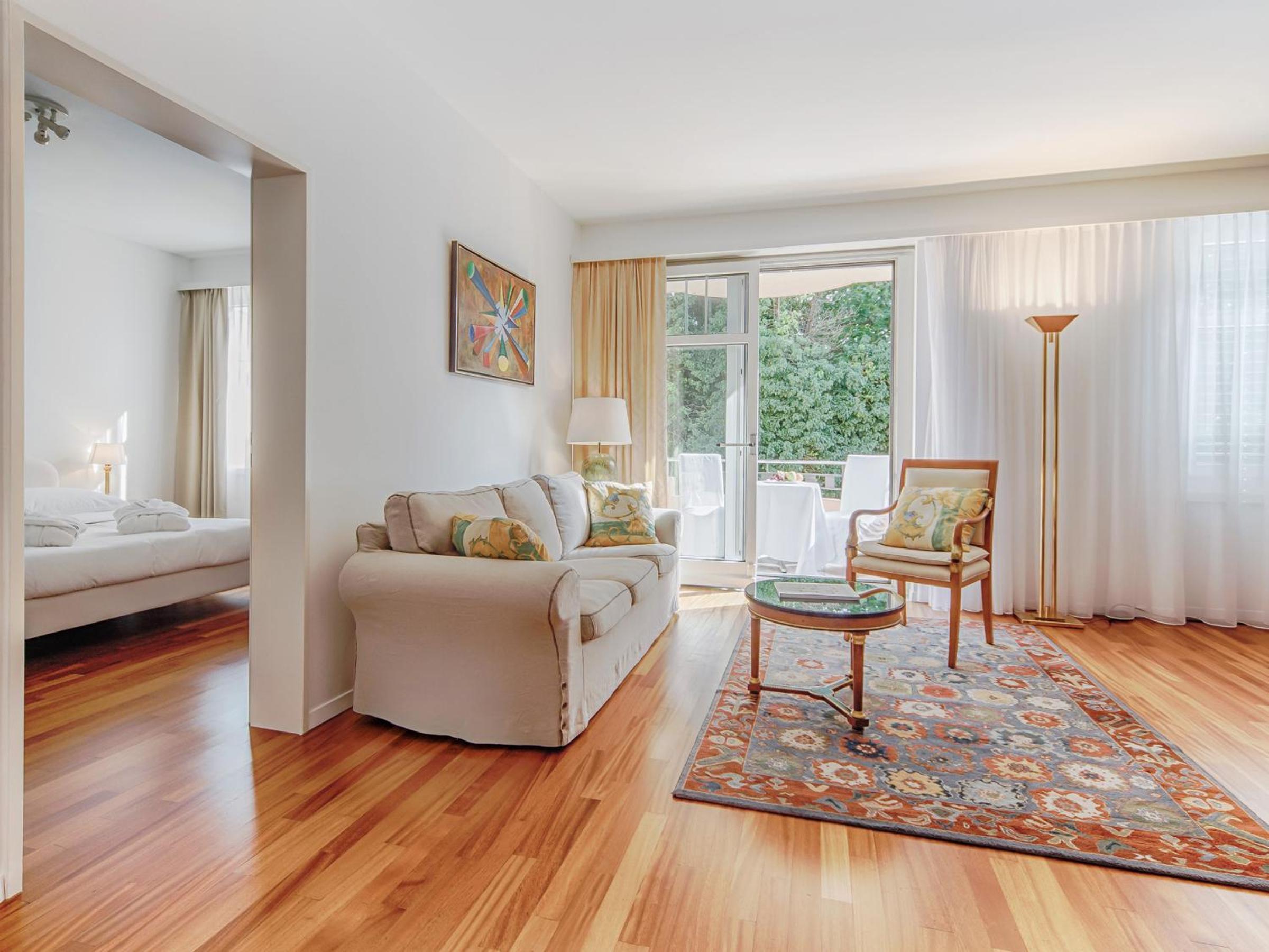 Premium Suite - Photo 5