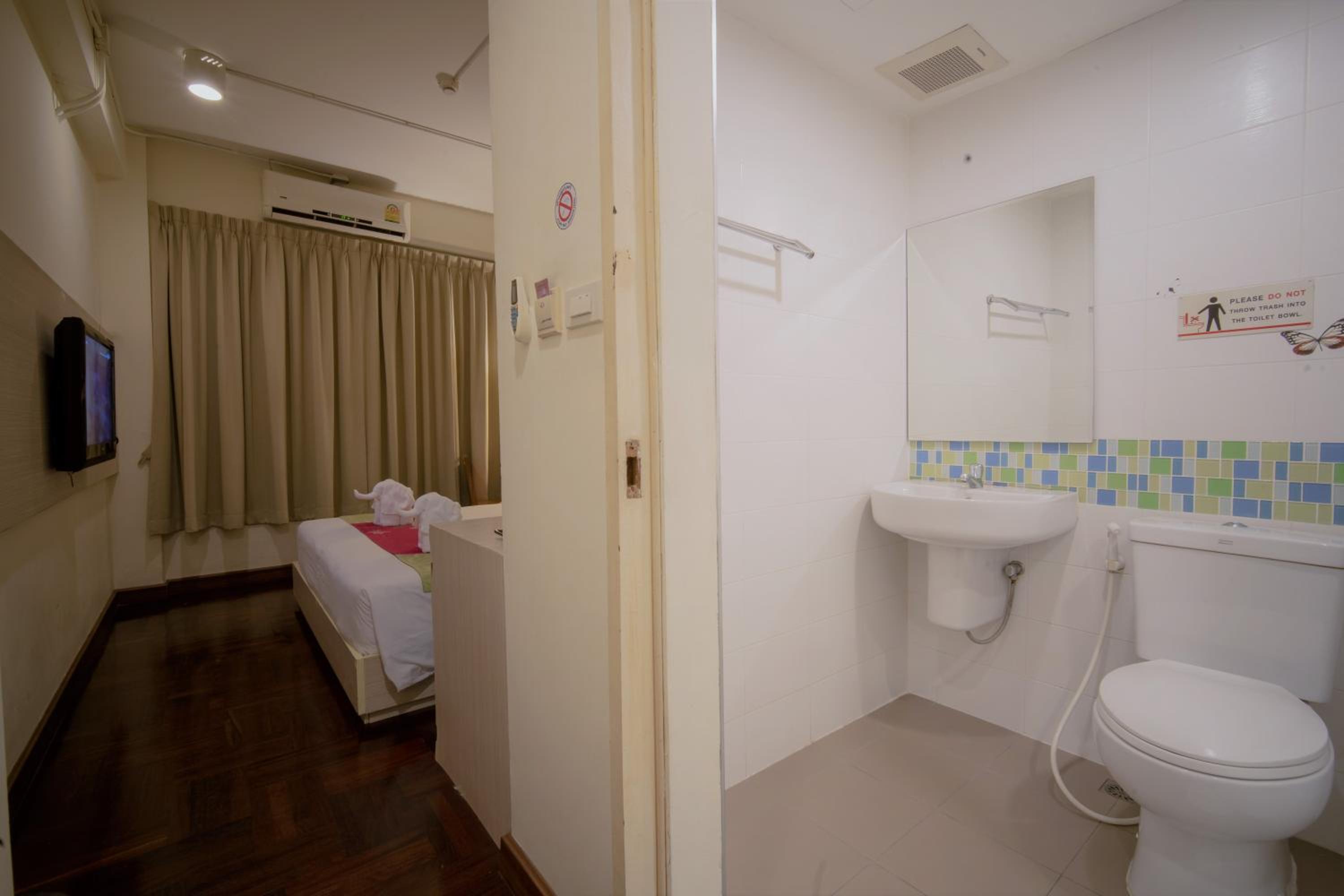 Superior Double Room-Building2 photo 3