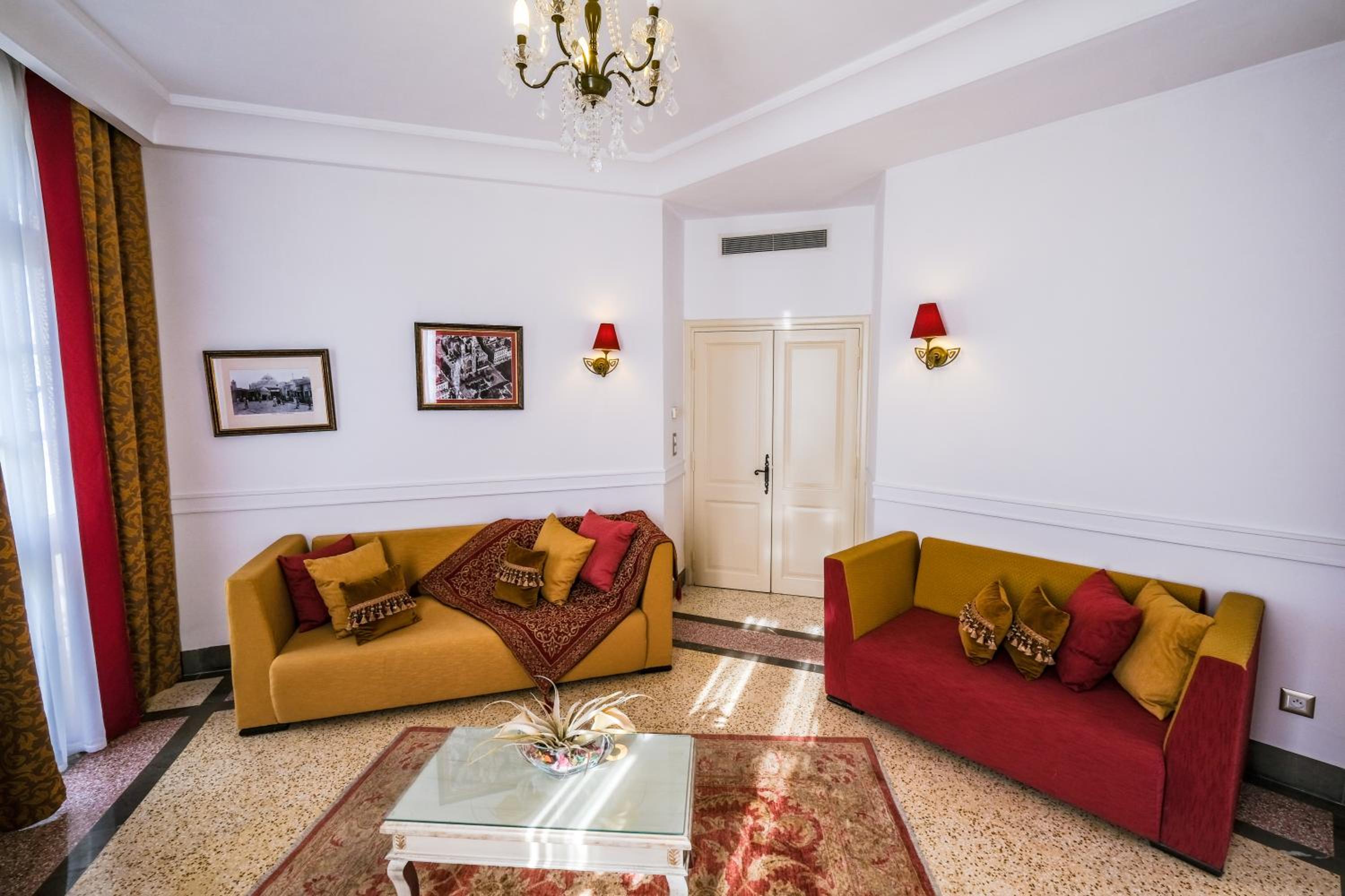 Ambassador Suite (4 Adults)