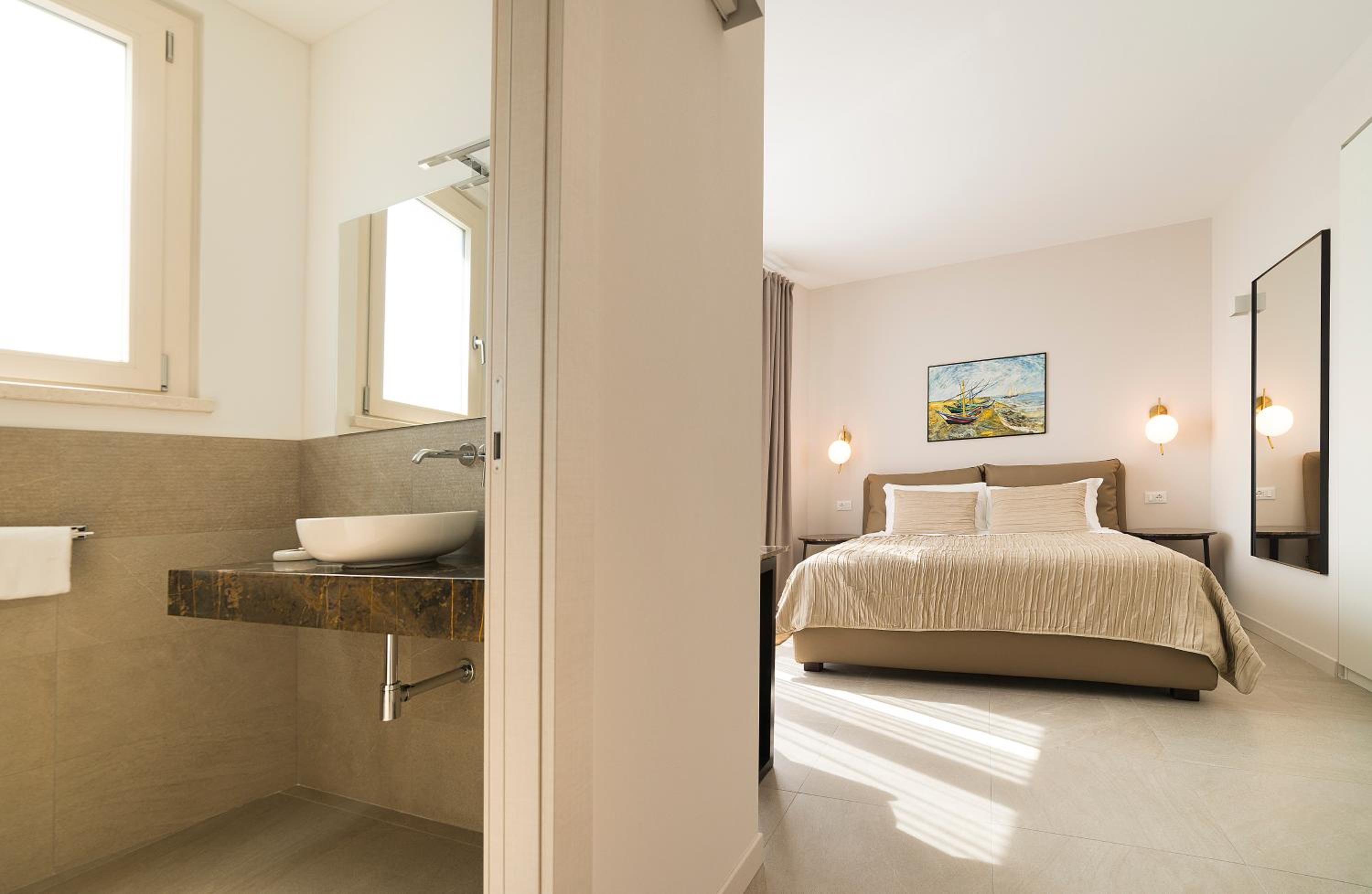 Deluxe Triple Room - Photo 4