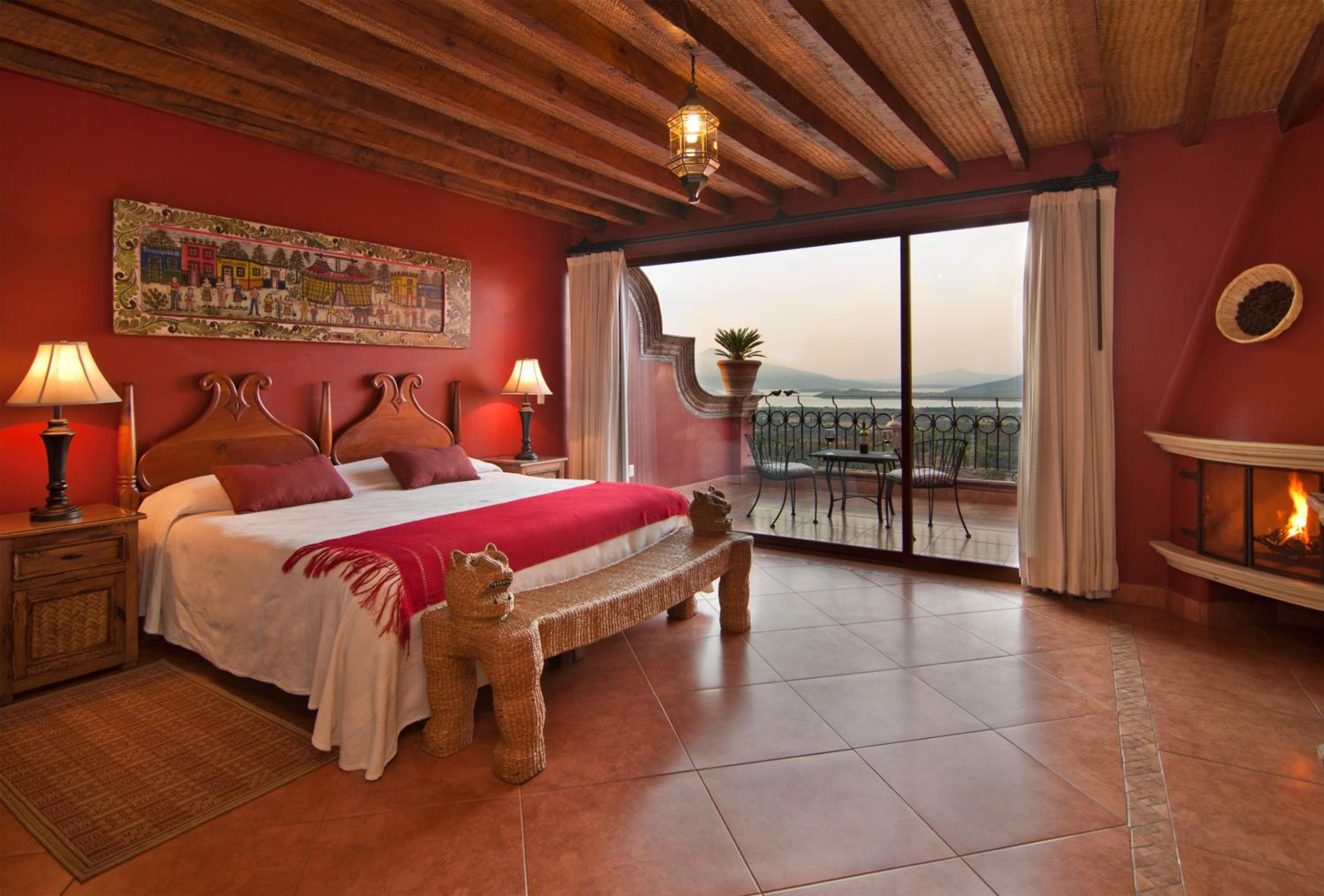 Superior Suite - Photo 4