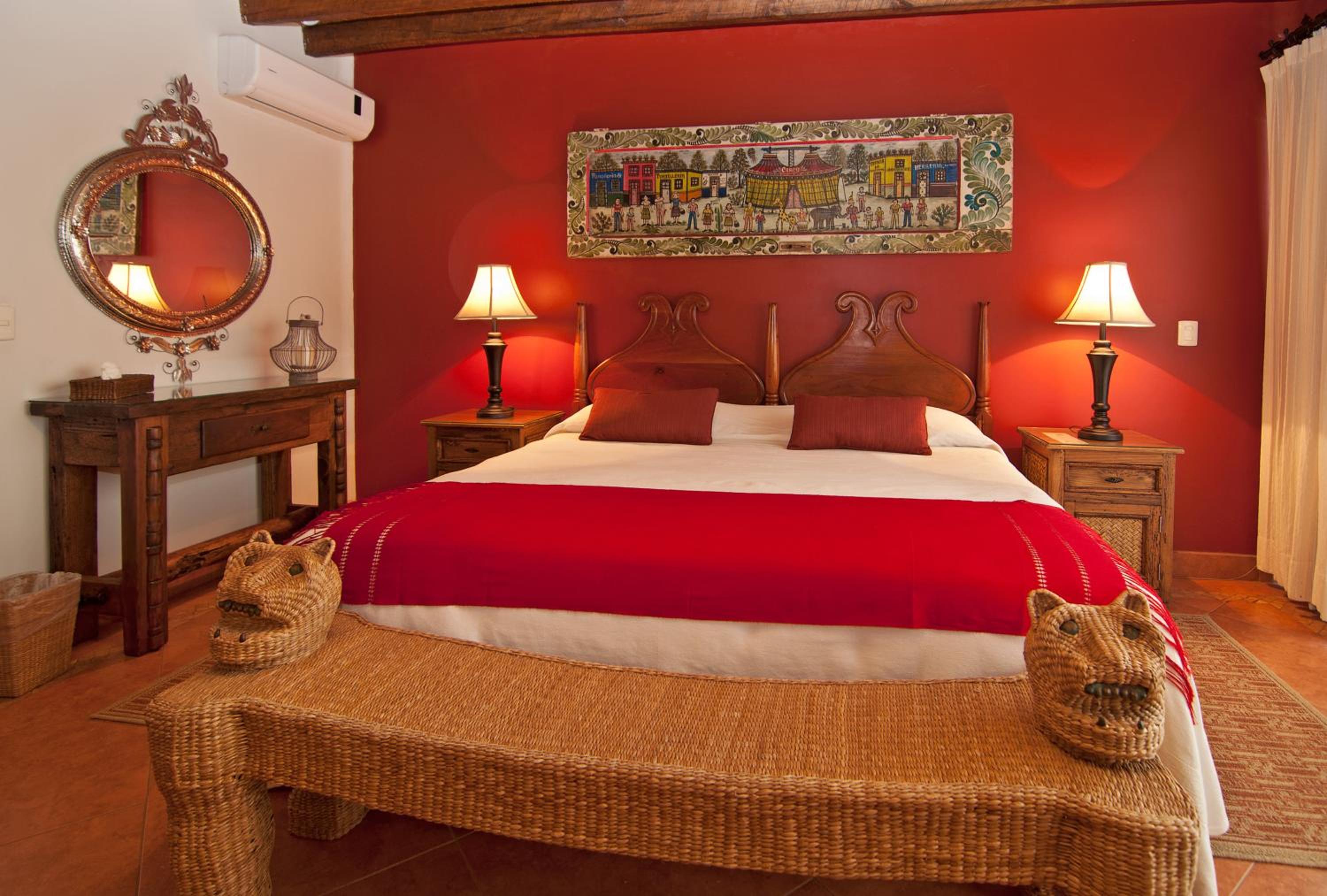 Superior Suite - Photo 6