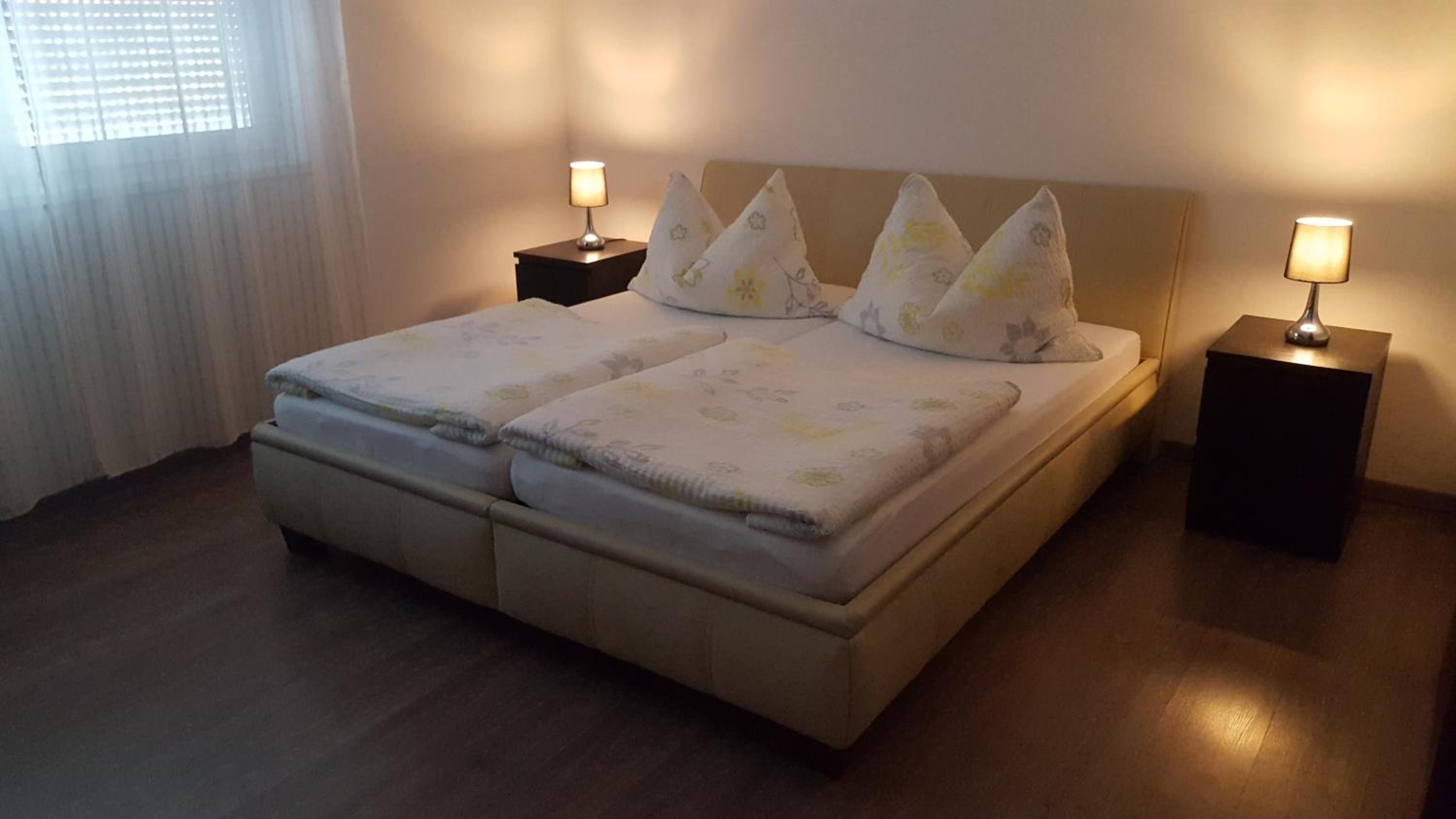 Standard King Room photo 1