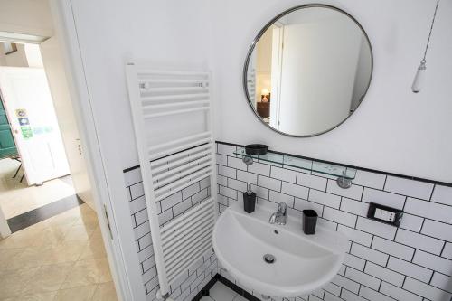 Triple Room with Private Bathroom photo 2