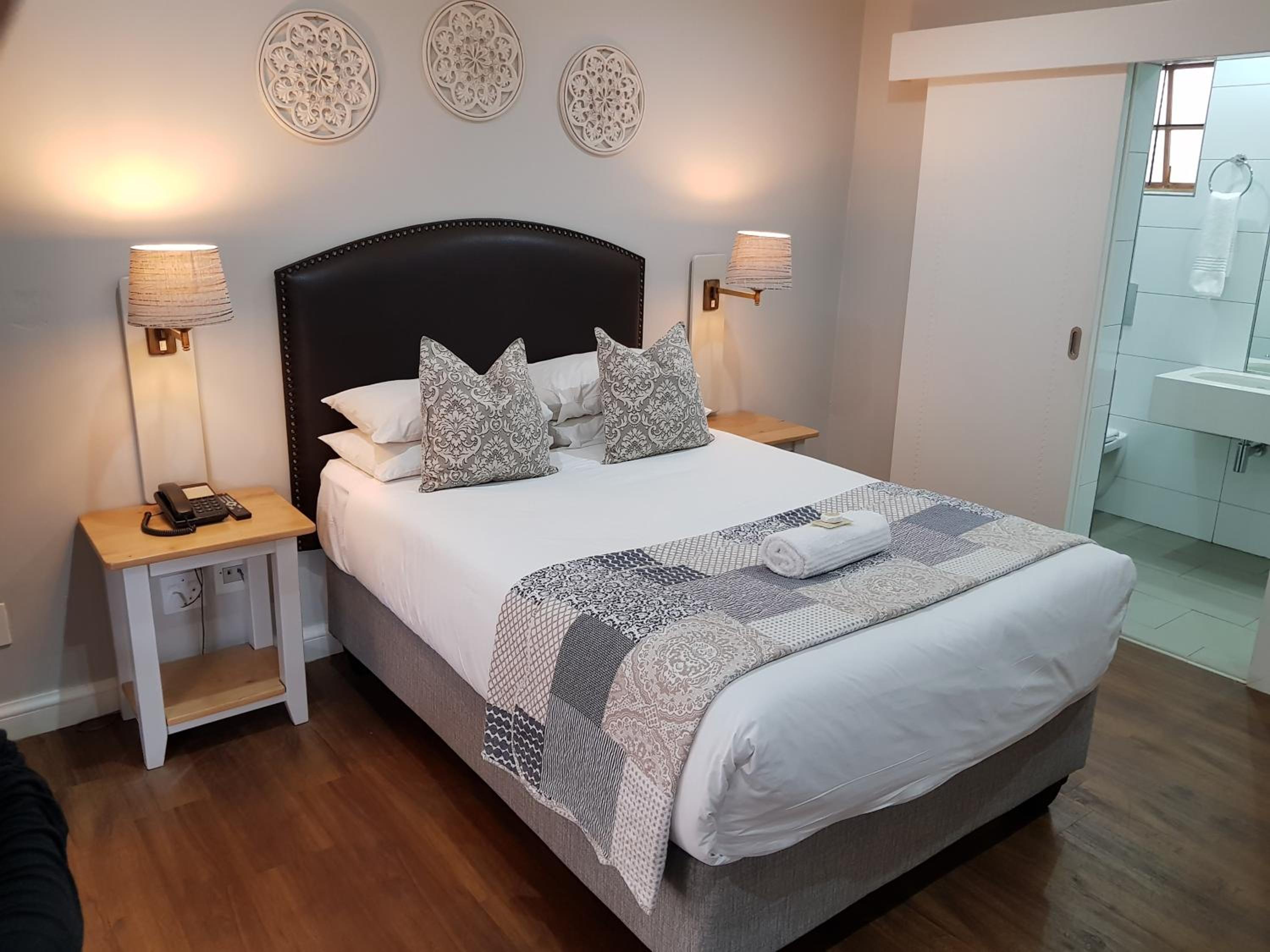 Standard Double Room - Photo 1