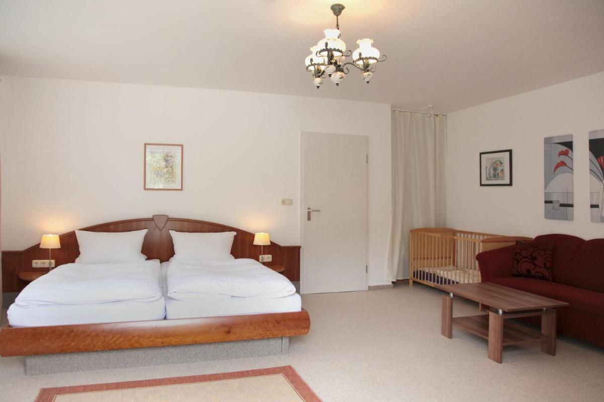 Family Double Room photo 1