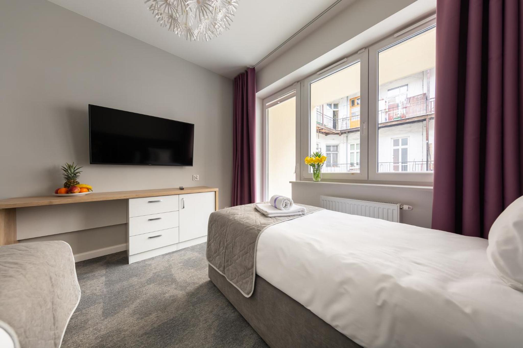 King Room with Balcony - Photo 1
