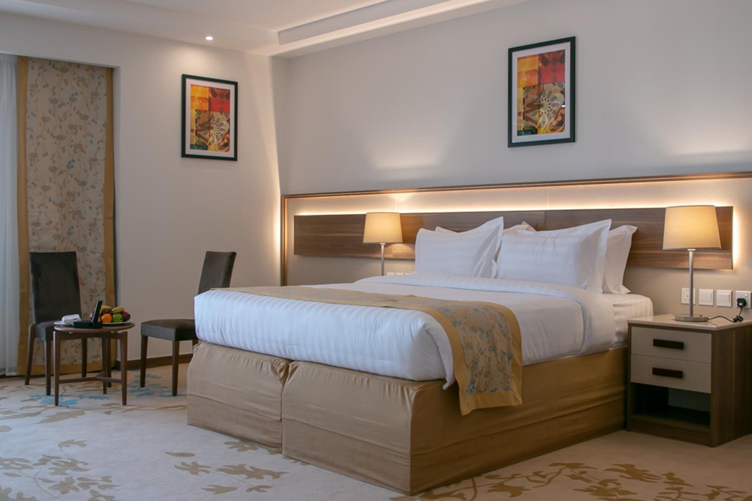 Deluxe Suite photo 2