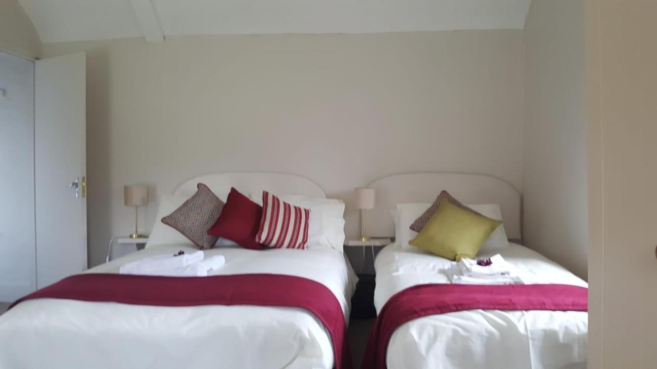 Triple Room with Private Bathroom - Photo 3