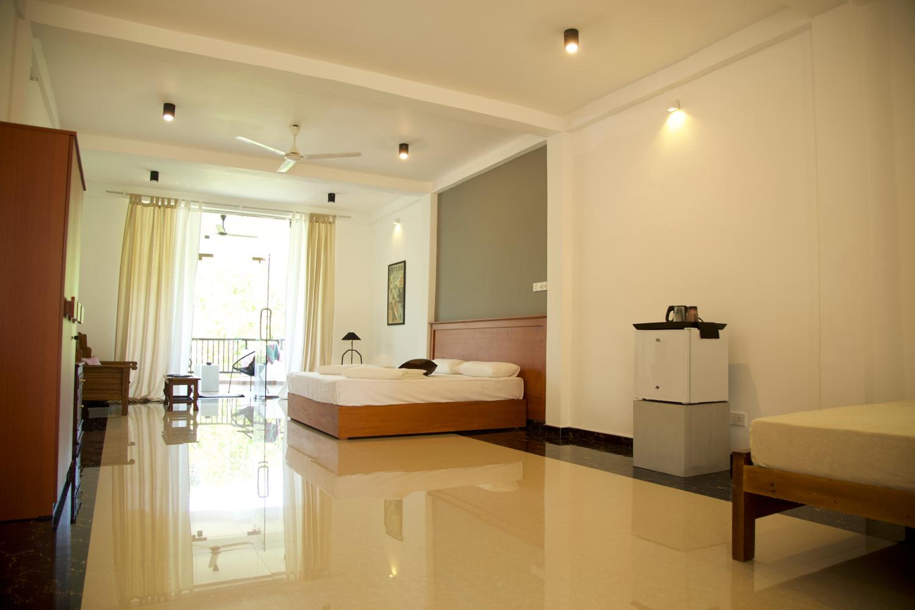 Deluxe Double Room With Balcony photo 3