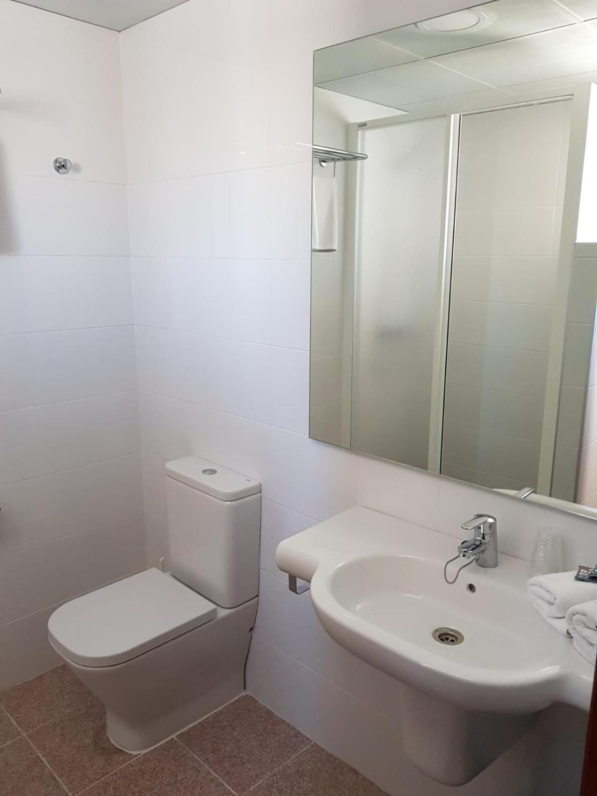 Triple Room - Photo 20