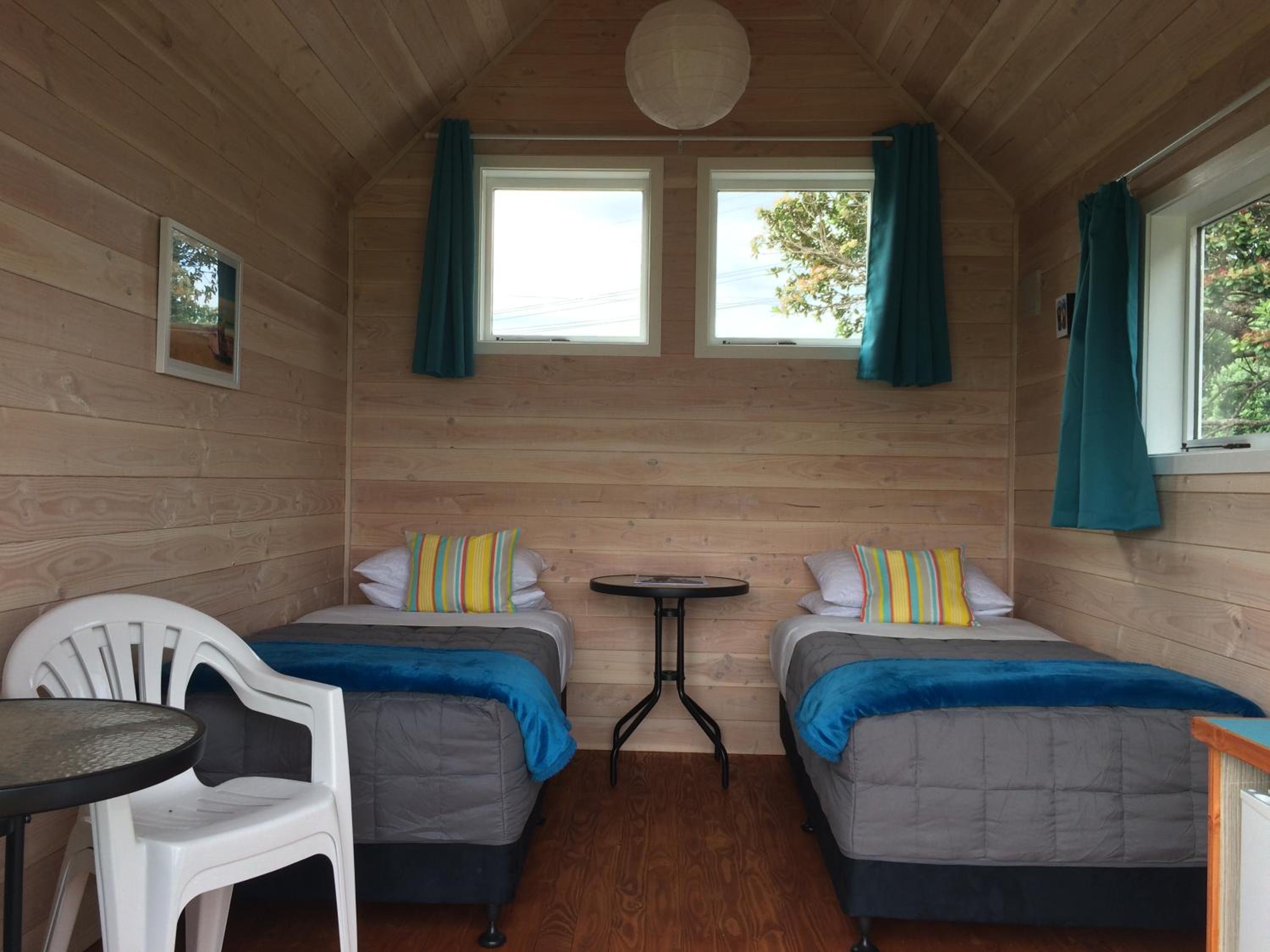 Twin Boatshed Cabin 3 with External Bathroom  - Photo 1