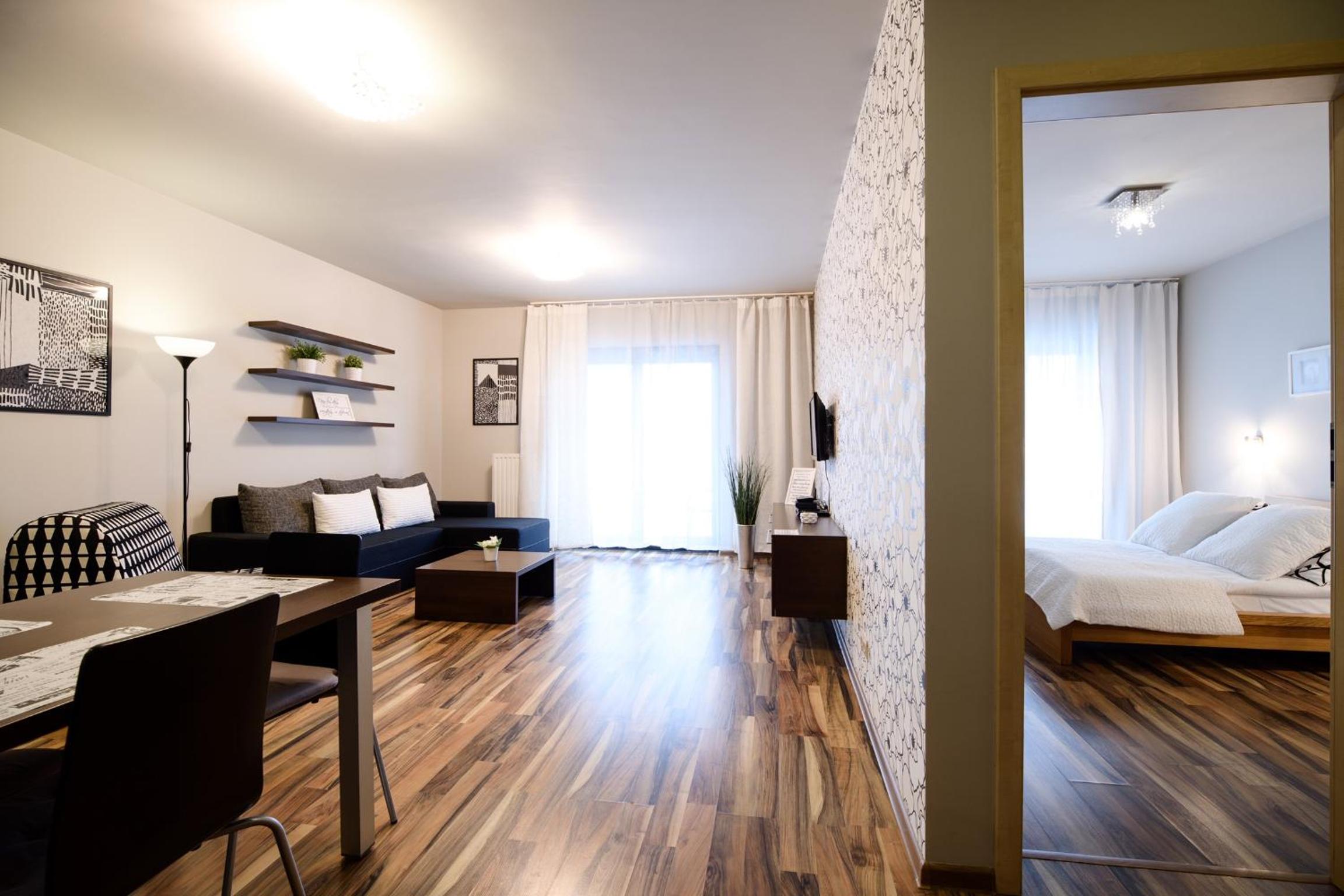 Deluxe Apartment