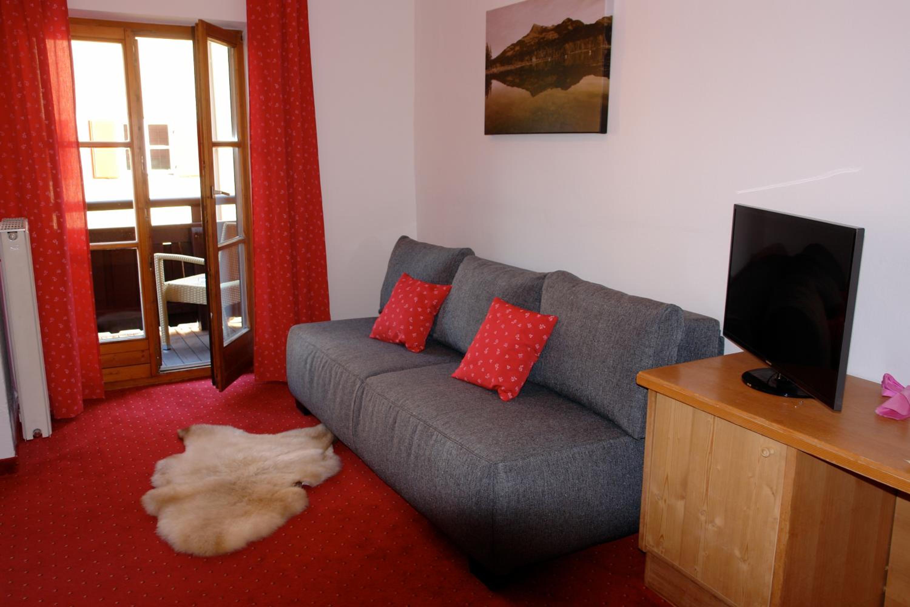 Family Room with Balcony photo 1