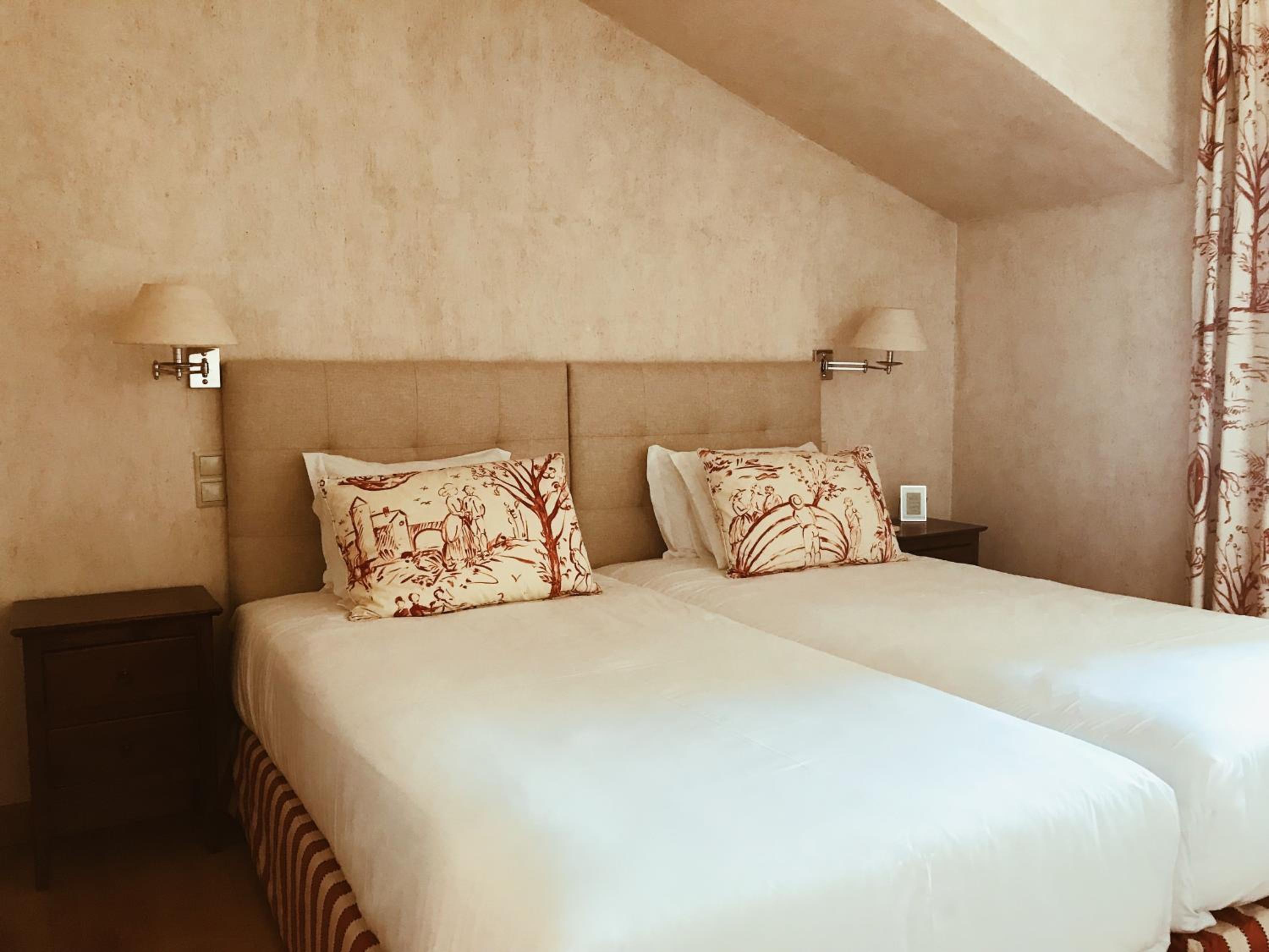 Standard Double or Twin Room - Photo 1