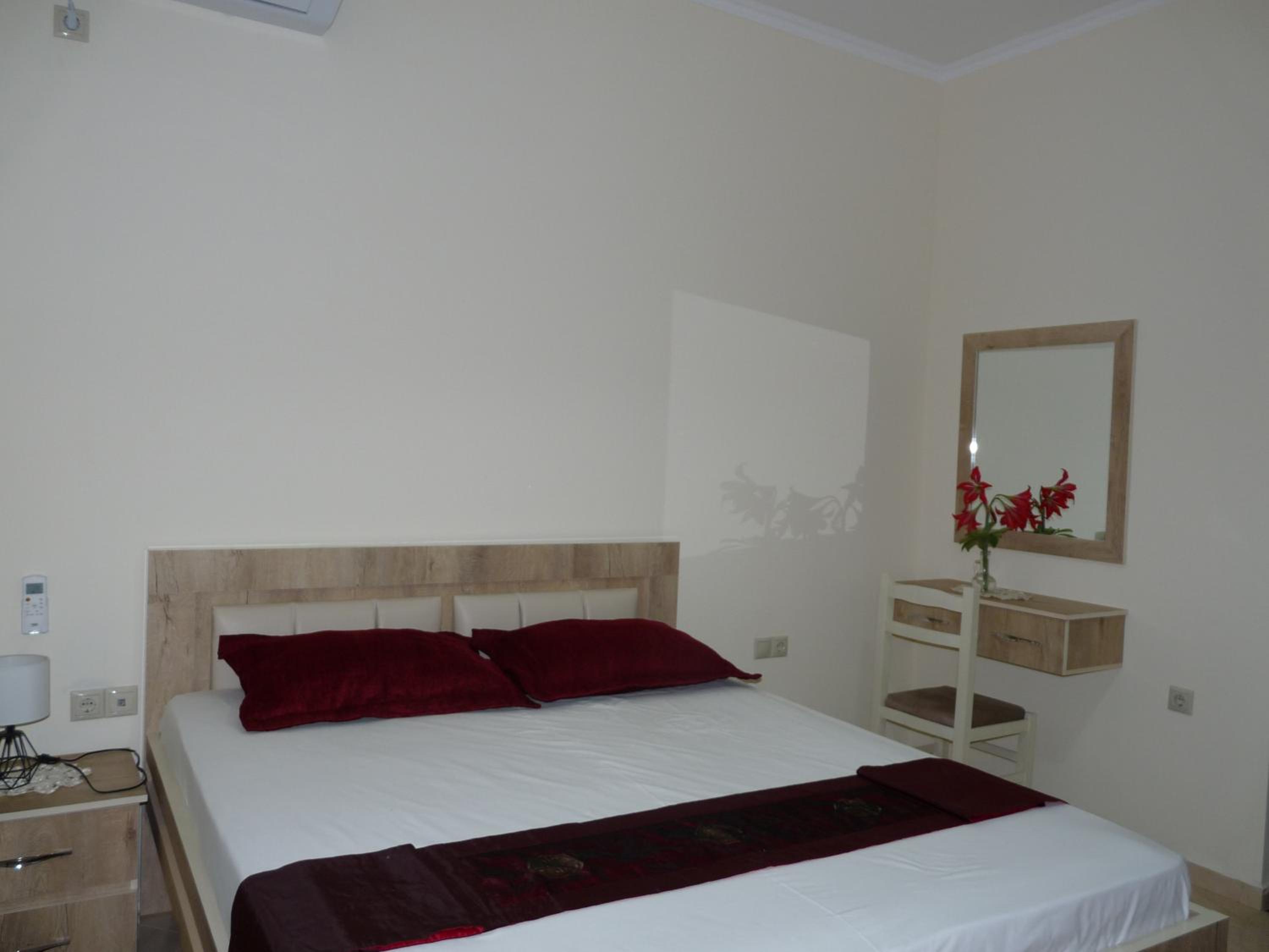 Studio Apartment with Sea View photo 1