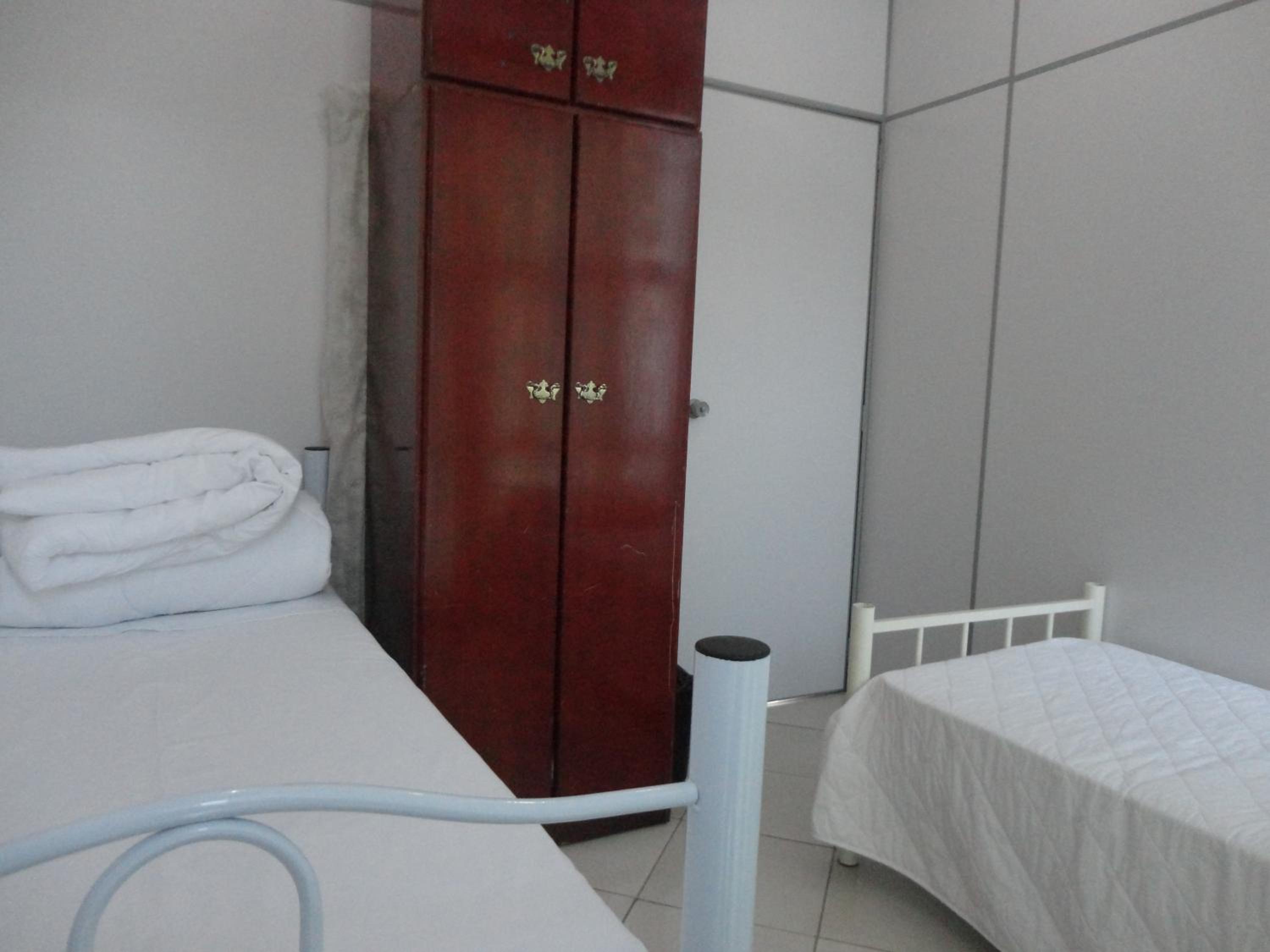Standard Suite - Photo 2
