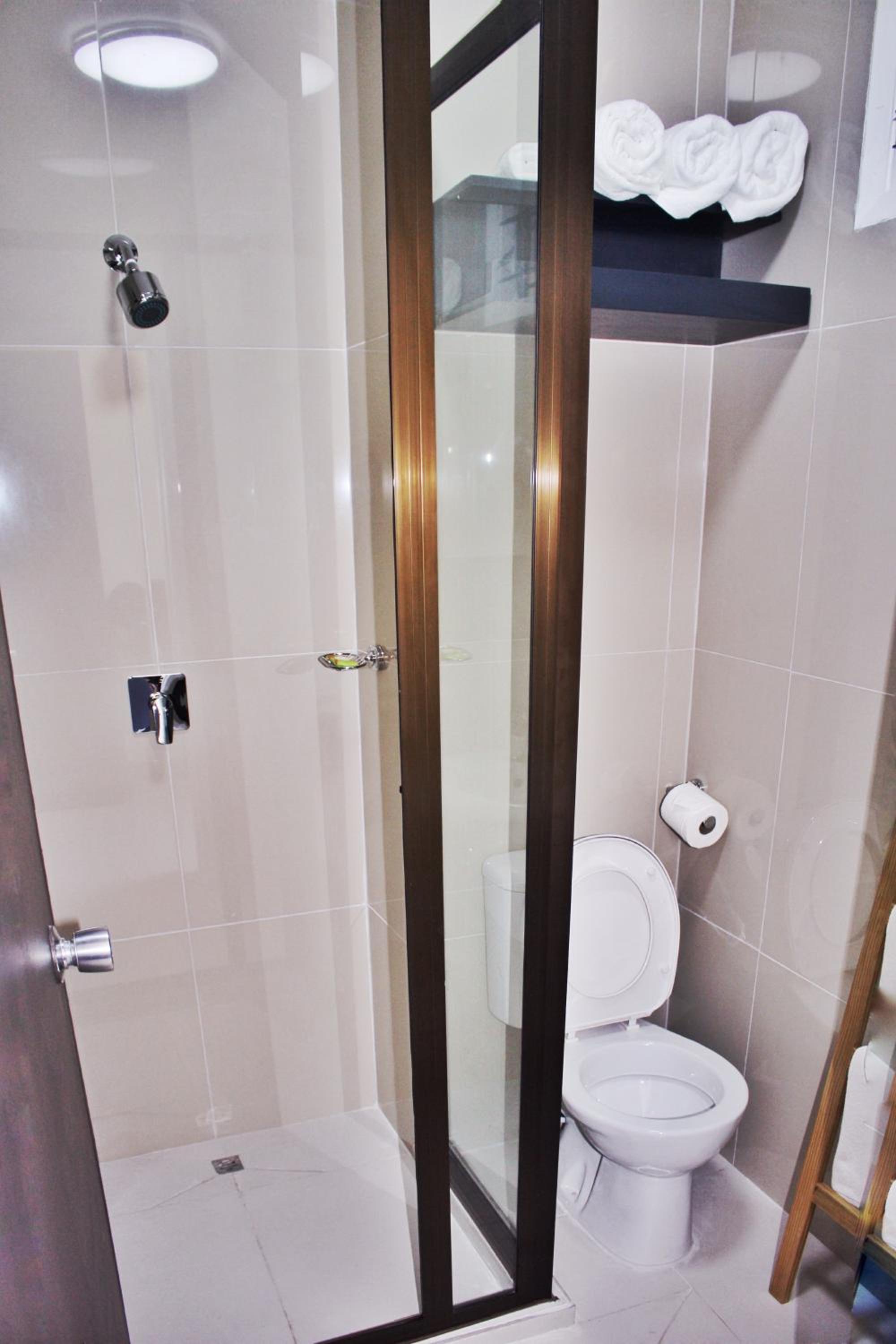 Budget Double Room photo 8
