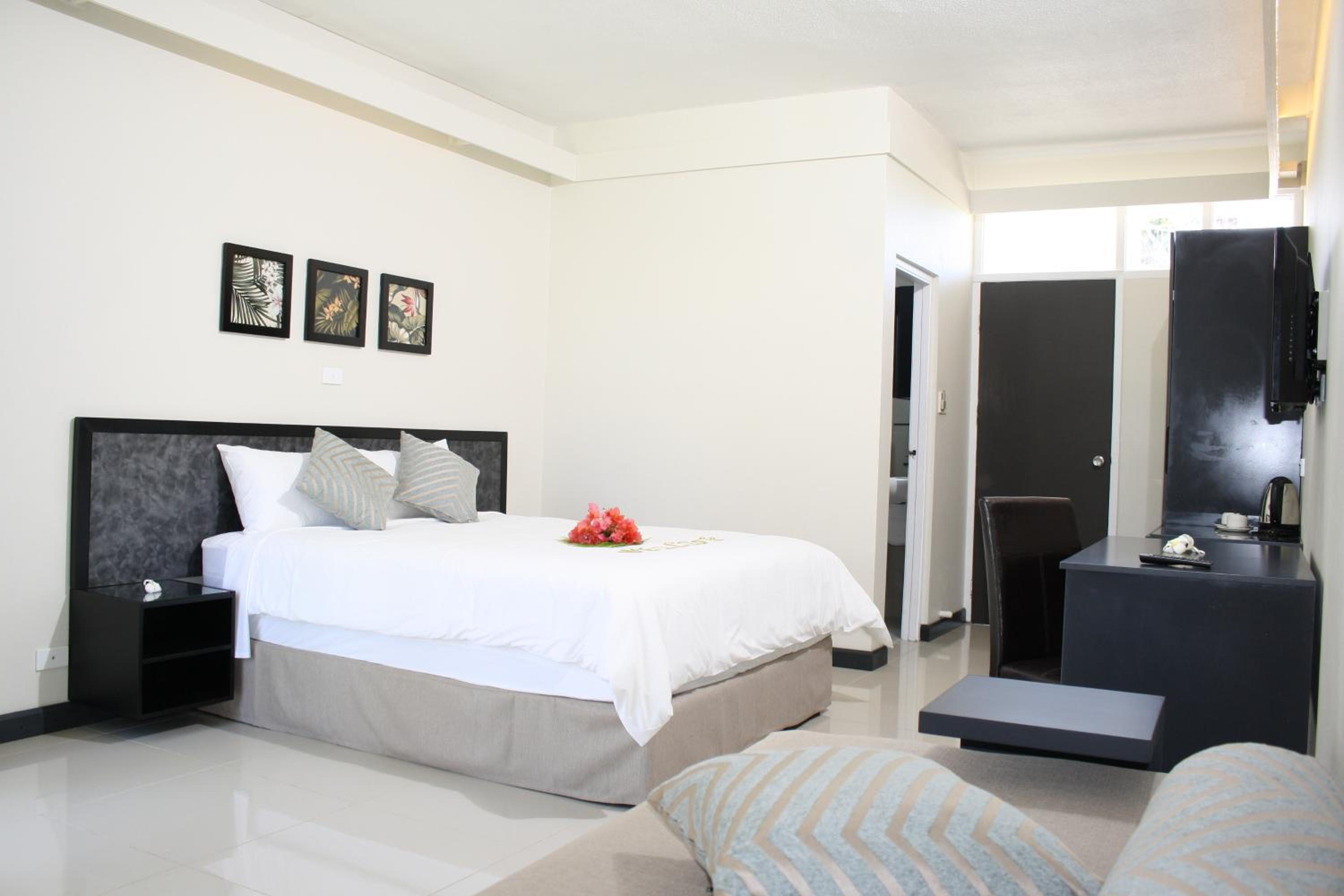 Budget Double Room photo 5