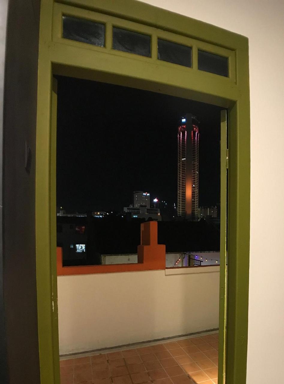 Deluxe Double Room with Balcony photo 2