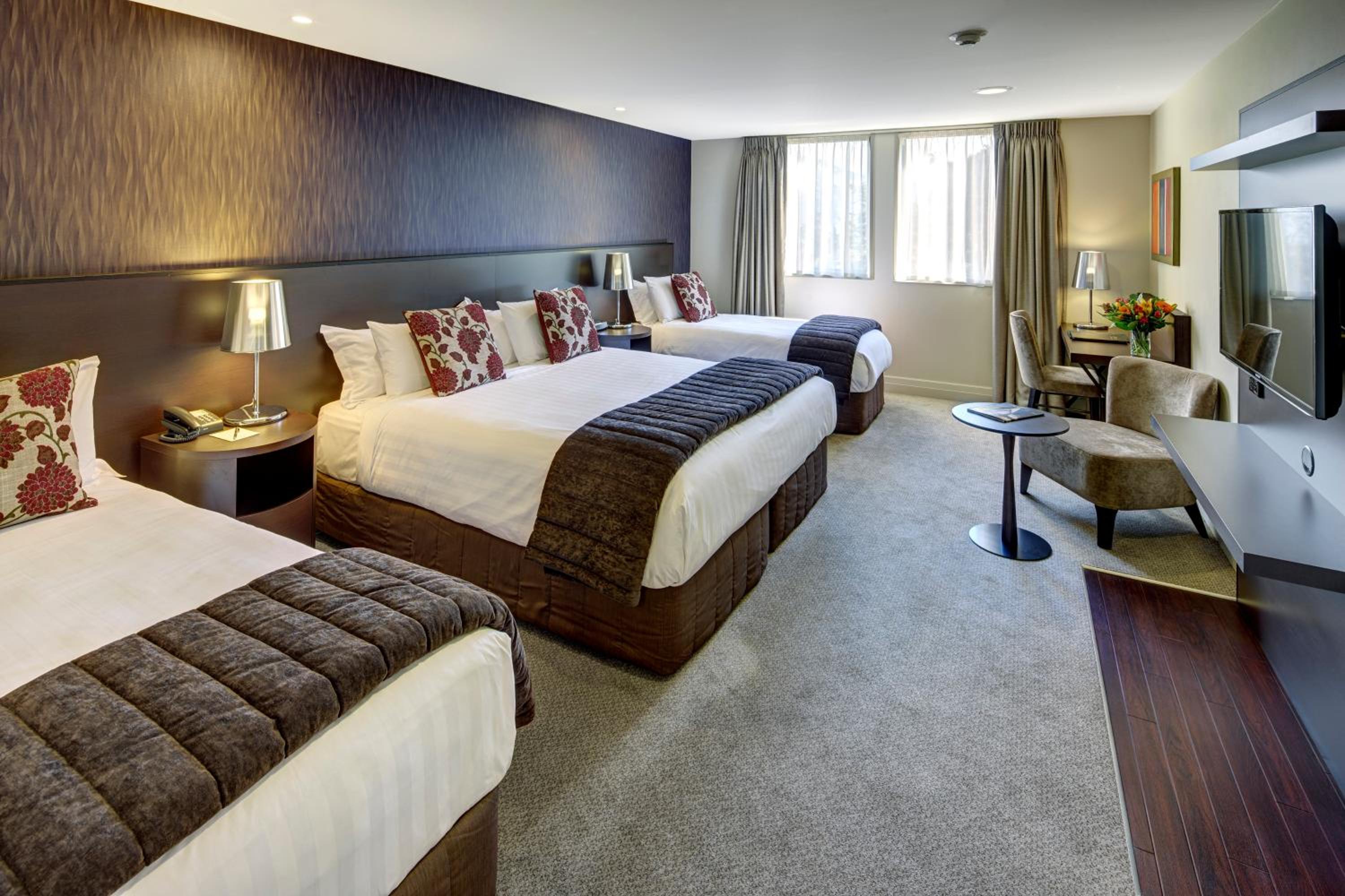 Deluxe Family Room - Photo 4