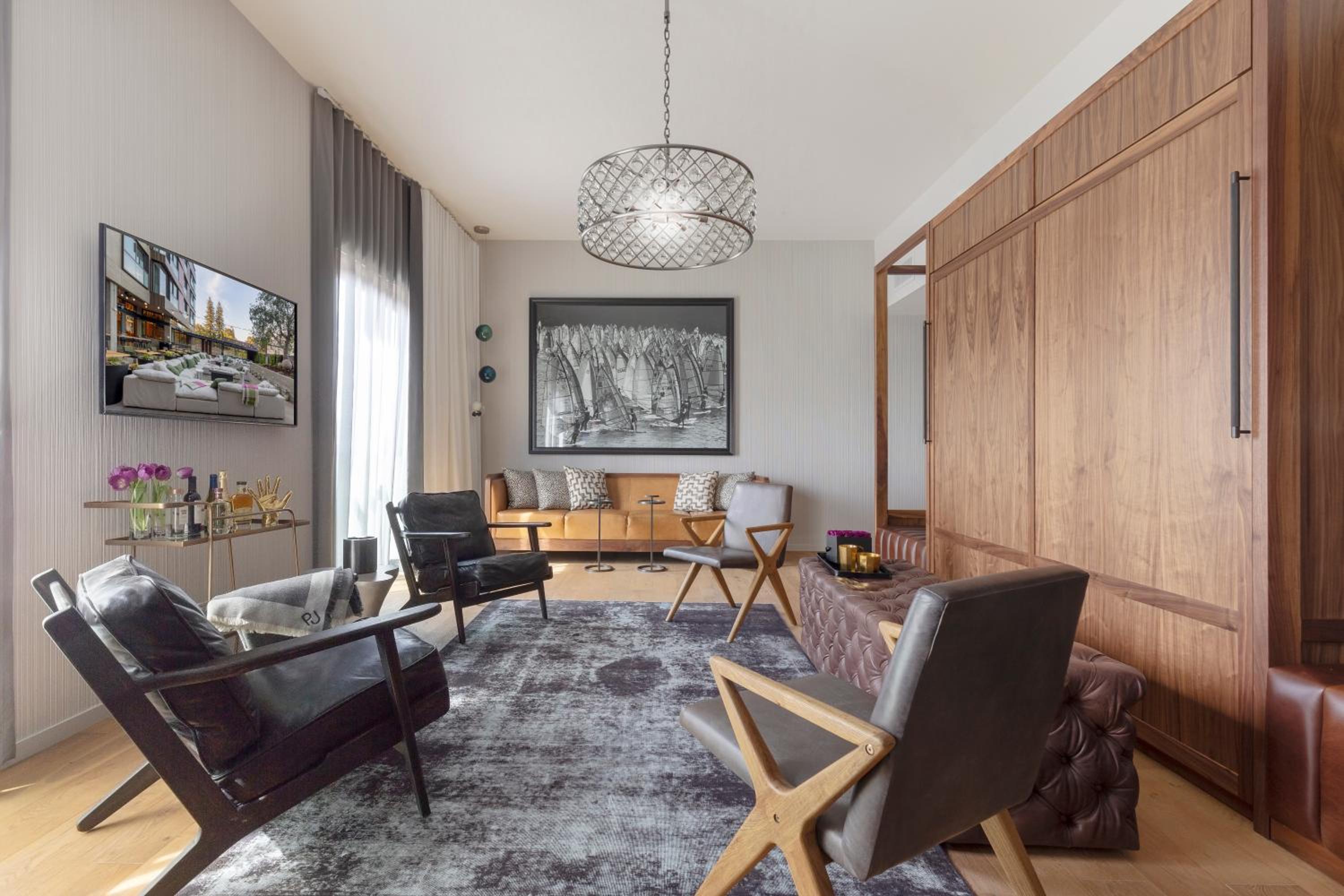 Superior King Suite photo 2