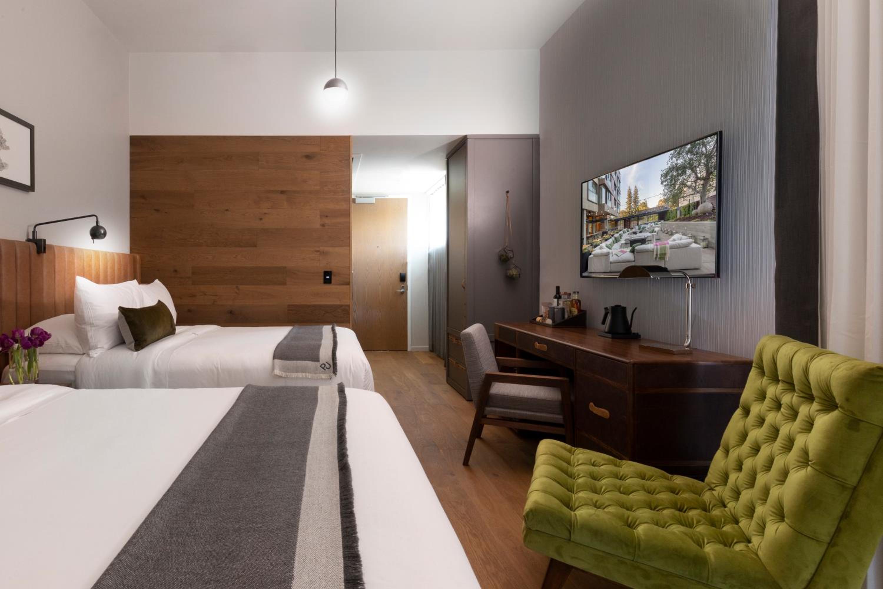 Double Room - Disability Access photo 1