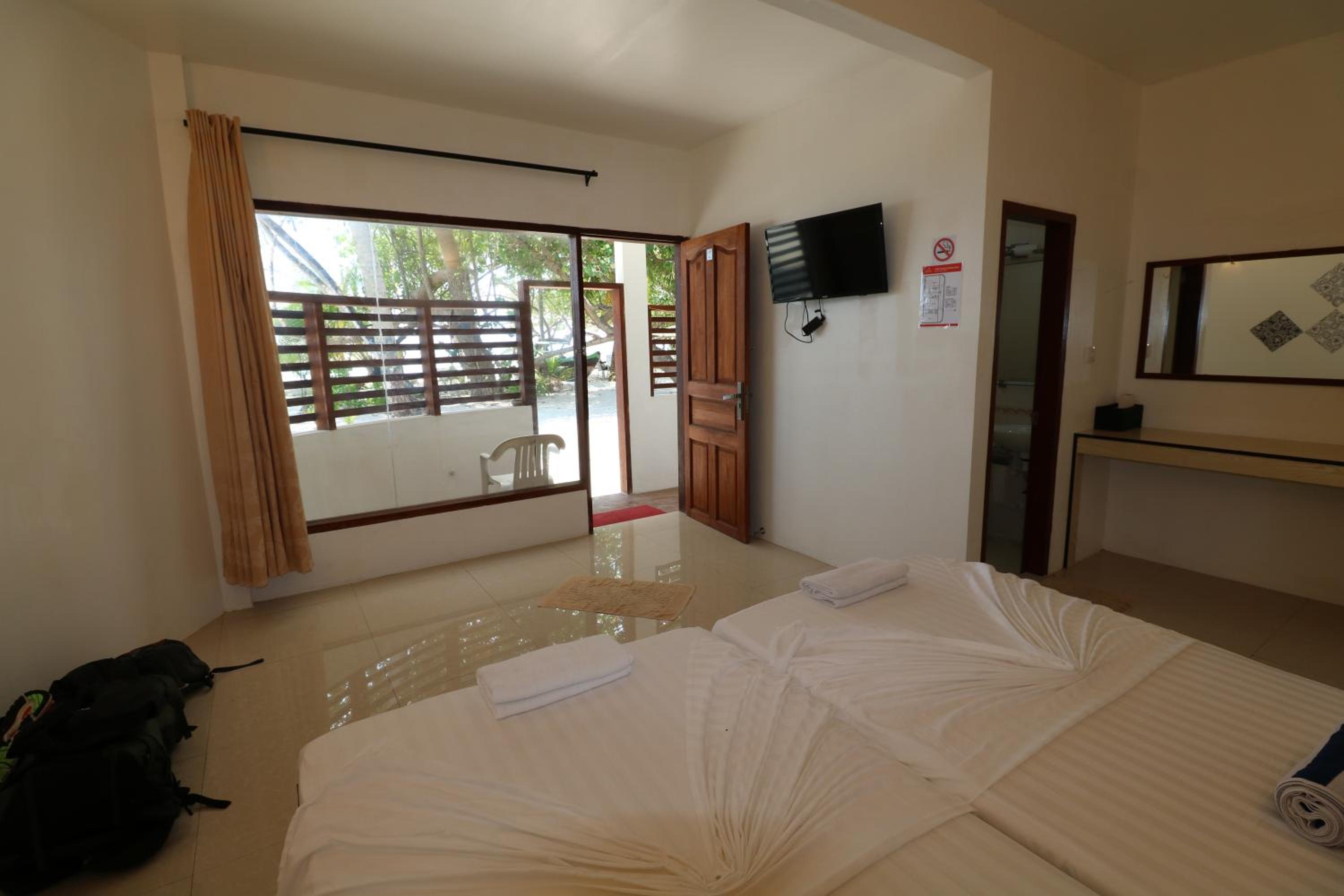 Deluxe Double Room - Photo 1