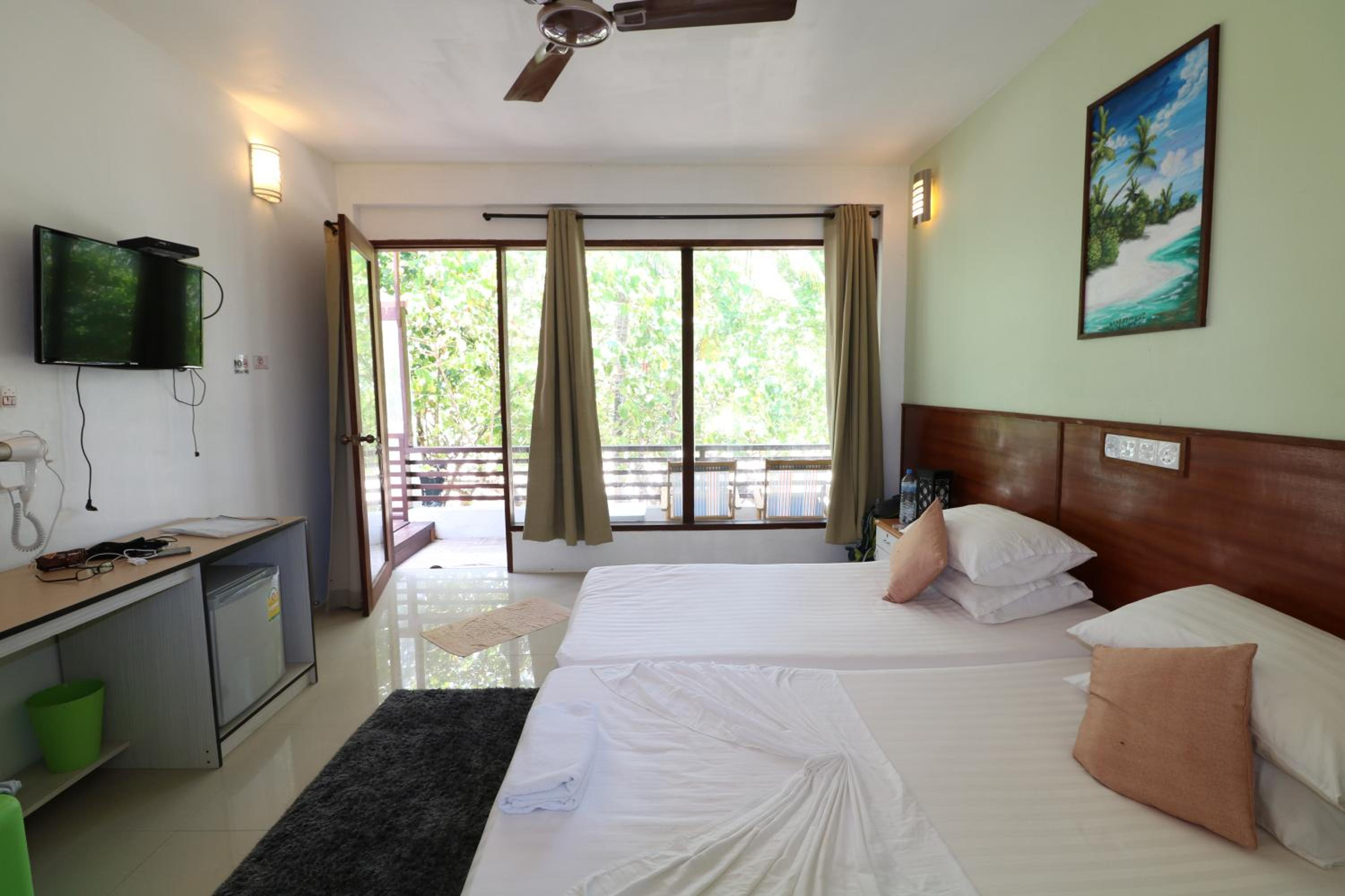 Deluxe Double Room - Photo 6
