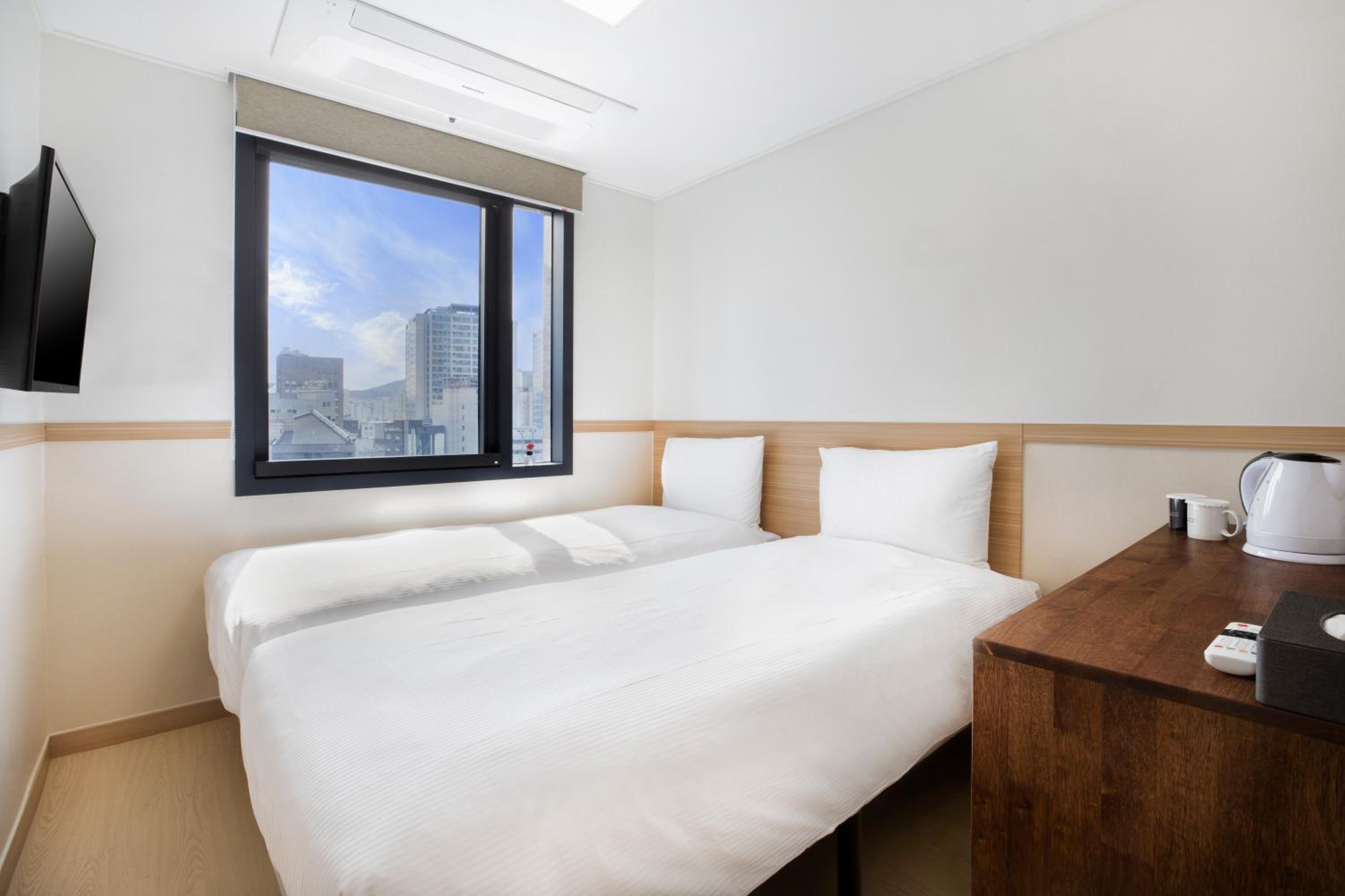 Deluxe Twin Room - Photo 1